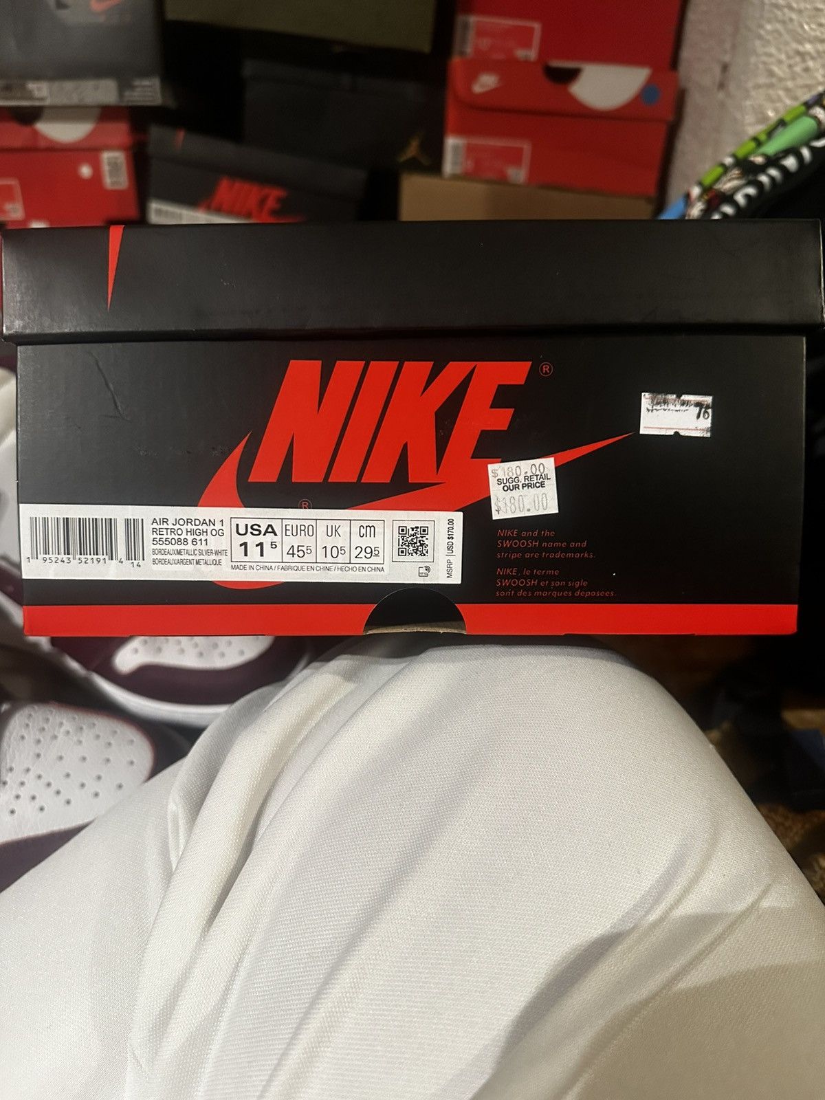 Nike Air Jordan 1 retro high OG ‘Bordeaux’ Size US 11.5 / EU 44-45 - 1 Thumbnail