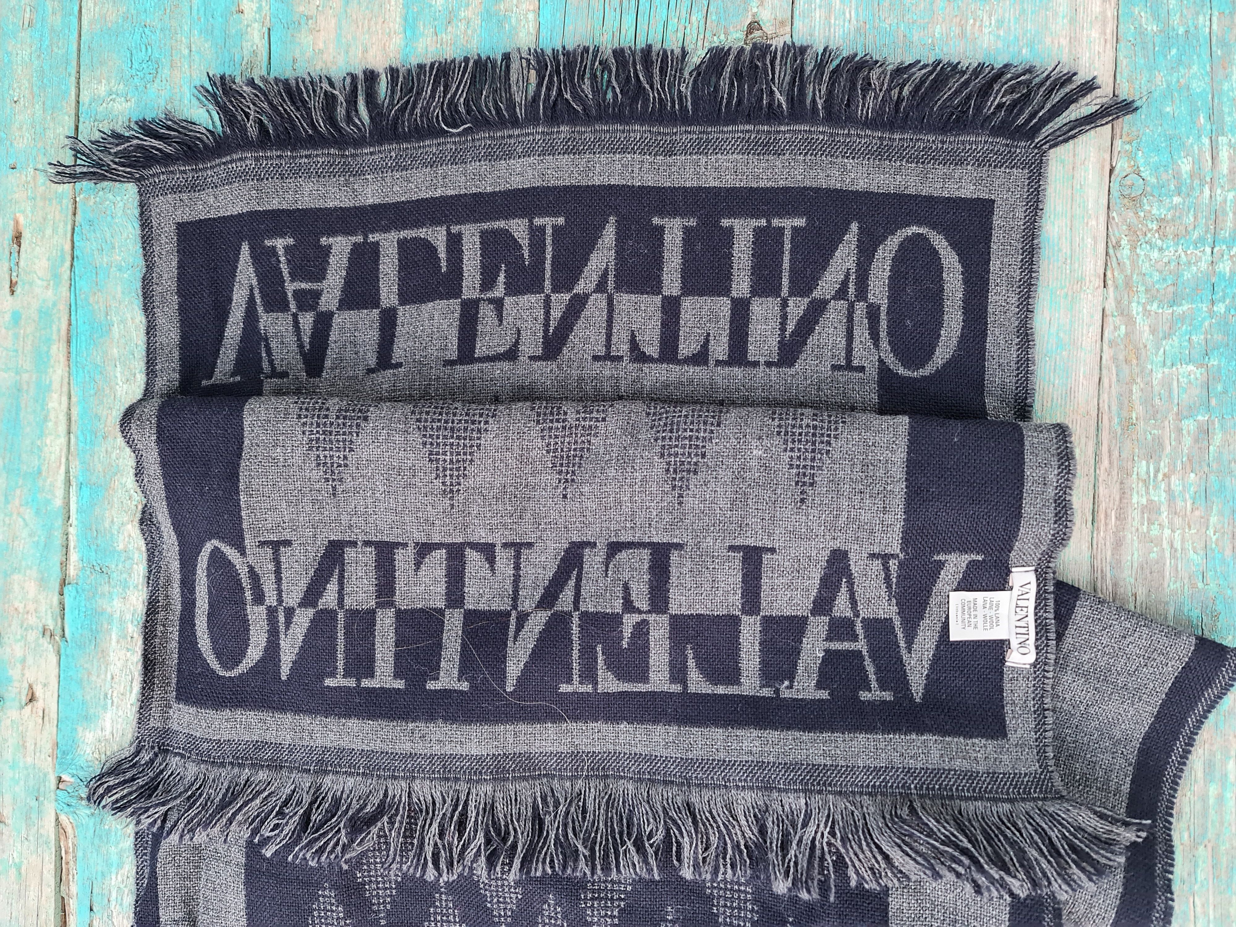 Valentino Vintage Valentino Monogram 100% Wool Scarf Muffler Size ONE SIZE - 6 Thumbnail