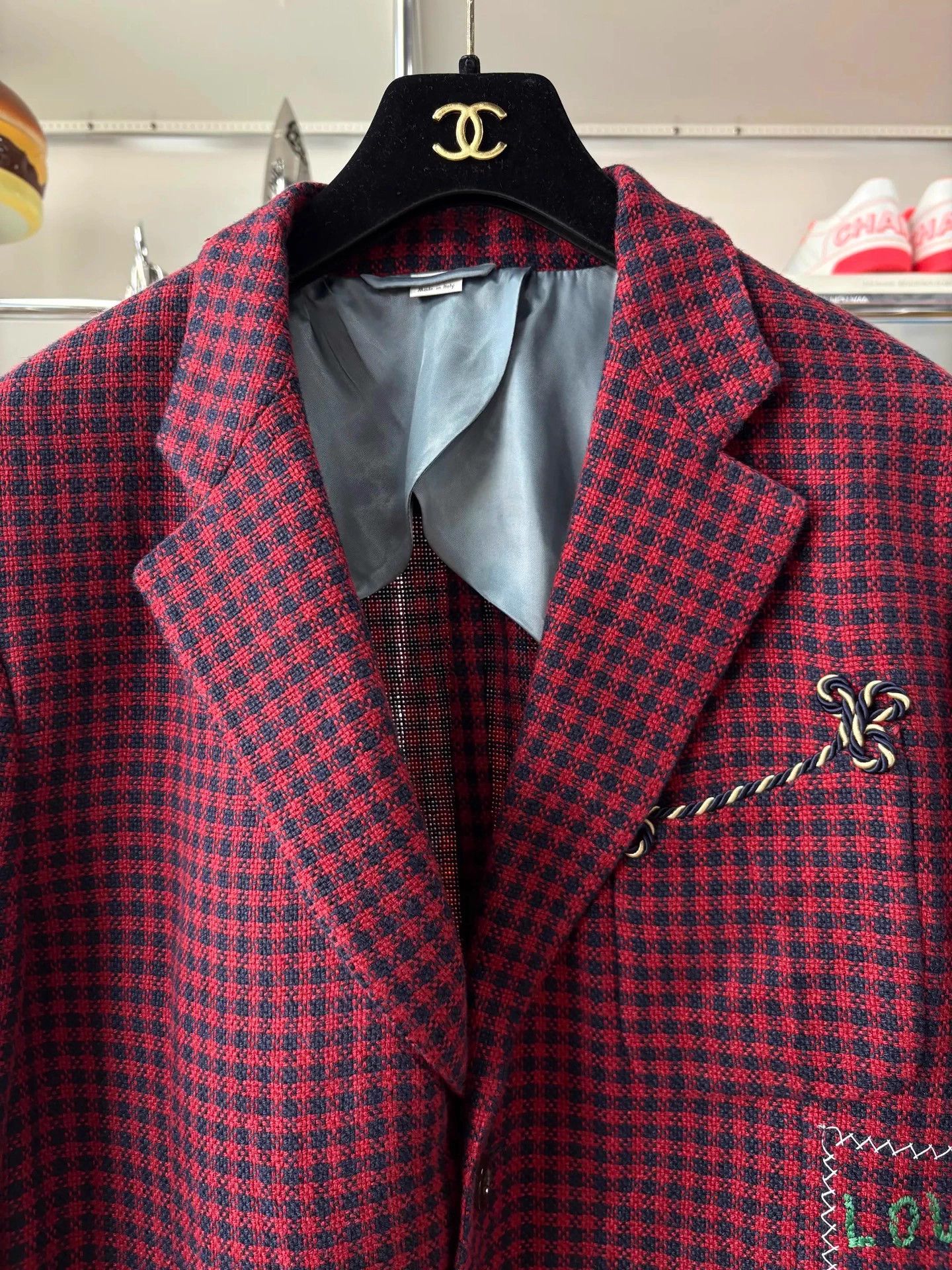 Gucci Gucci red check blazer embroidered unisex IT50 Size US M / EU 48-50 / 2 - 2 Thumbnail