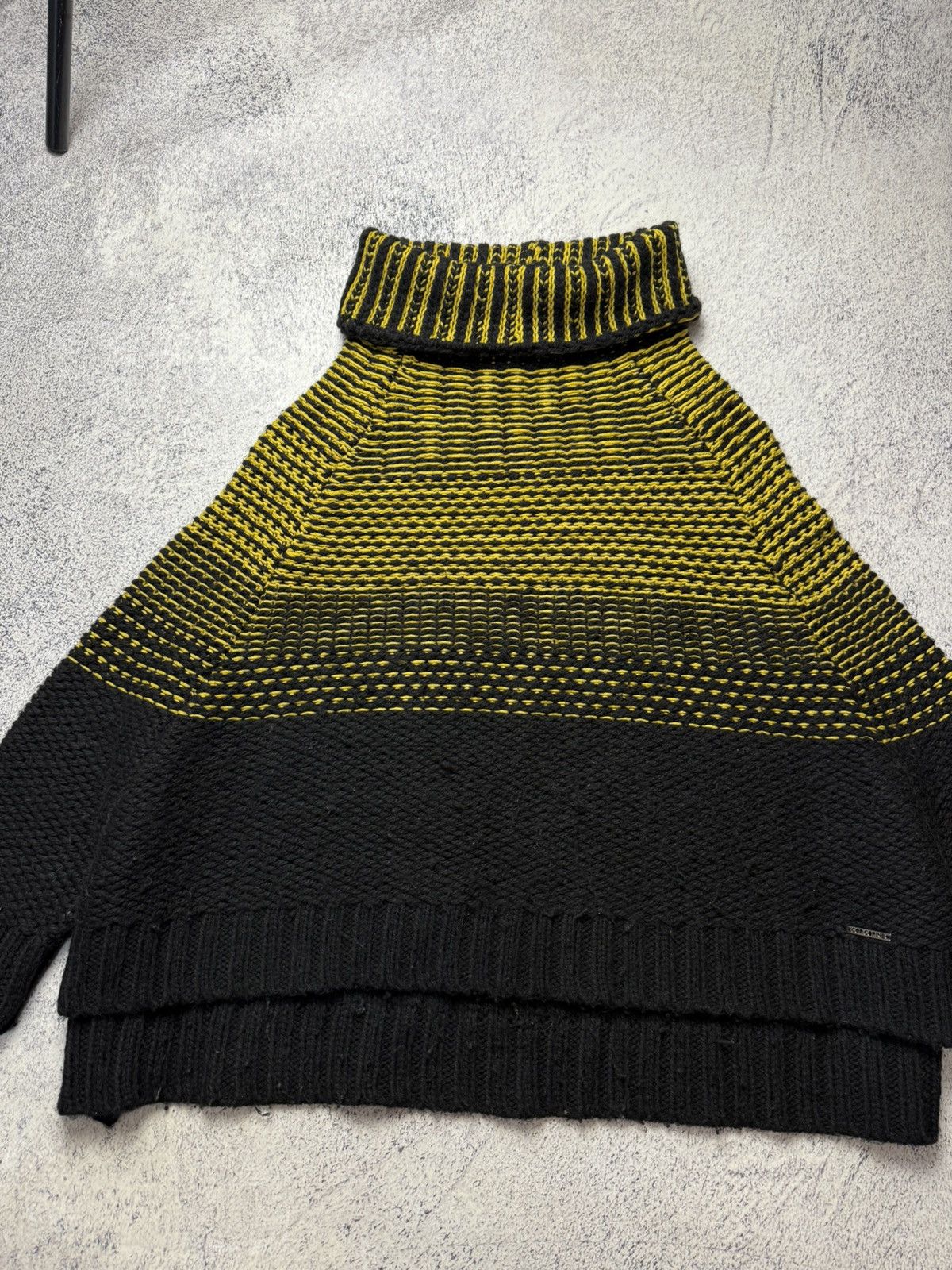 Cop Copine Cop. Copine Black/Yellow Chunky Knit Turtleneck Sweater Size ONE SIZE - 8 Thumbnail