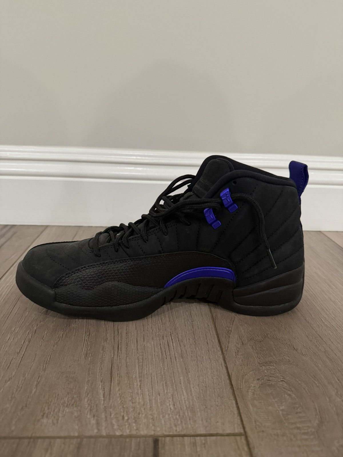 Jordan Brand Jordan 12 Retro Sneakers Size US 9.5 / EU 42-43 - 2 Thumbnail