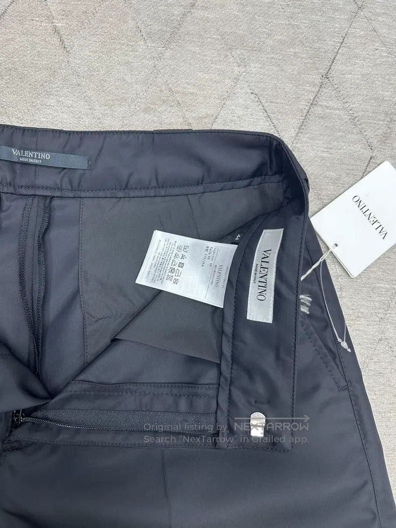 Valentino Valentino Nylon shorts Size US 32 / EU 48 - 6 Thumbnail
