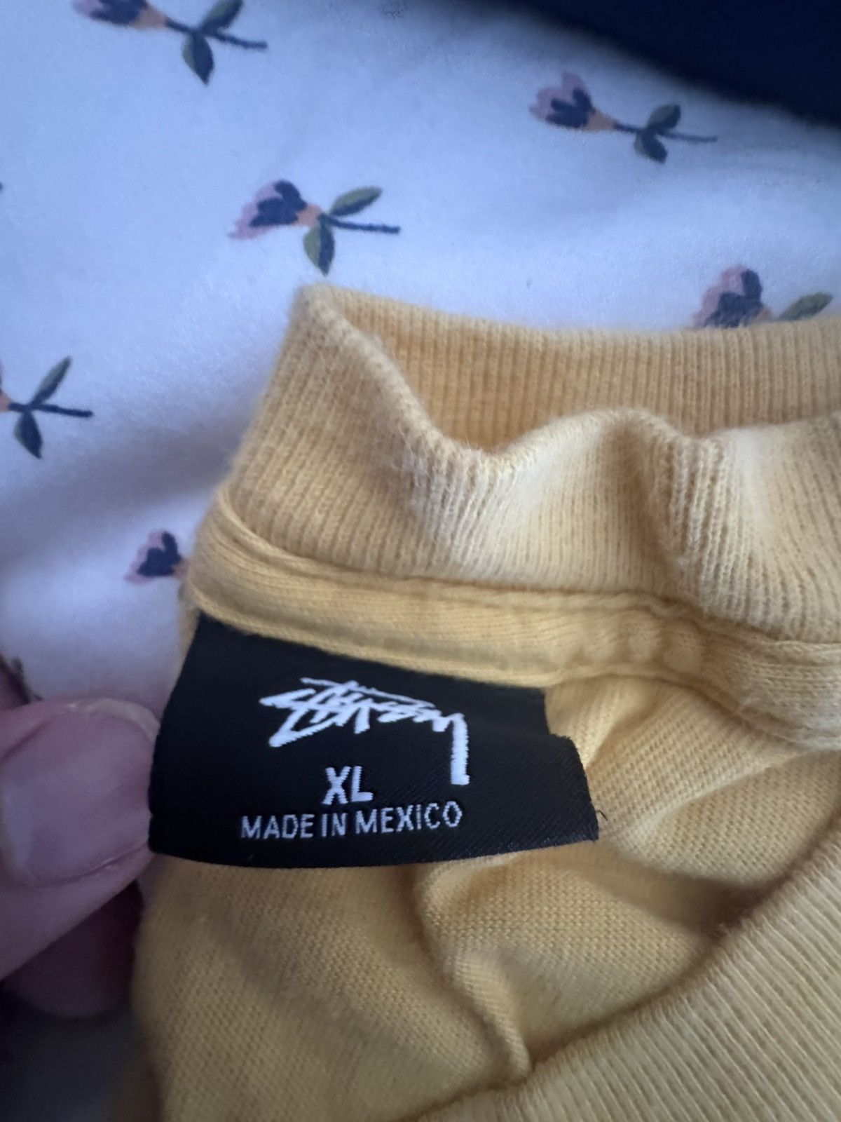 Stussy XL Stussy Tee Lot Size US XL / EU 56 / 4 - 5 Thumbnail