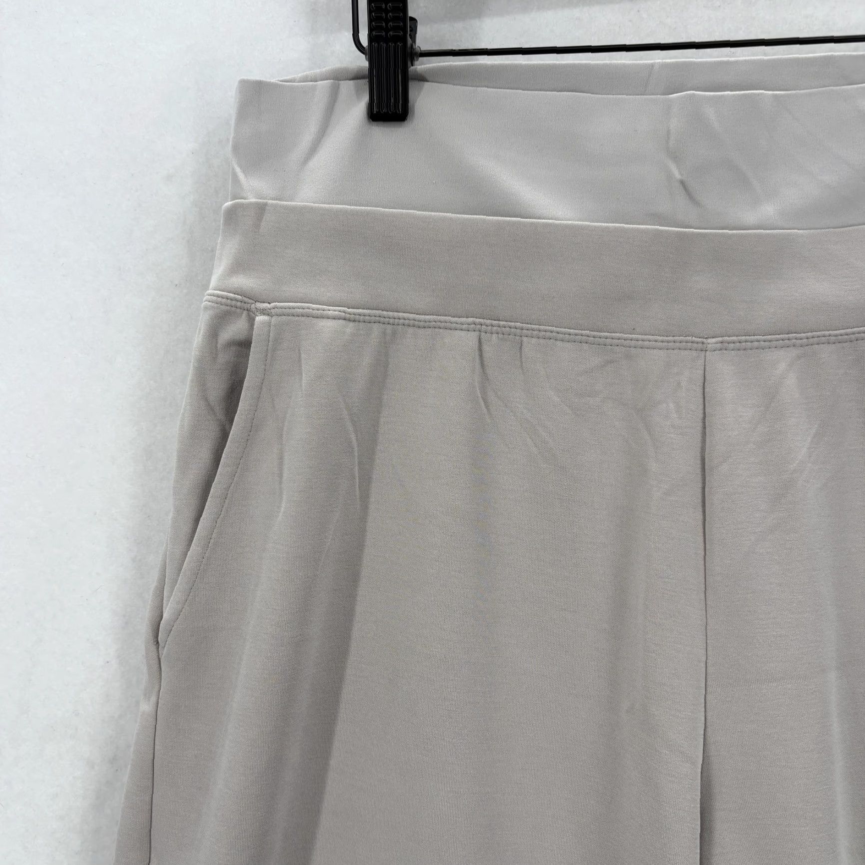 Athleta Athleta Seasoft Pants Womens XL Beige Jersey Straight Leg Lounge Cozy Yoga Gym Size XL / US 12-14 / IT 48-50 - 3 Thumbnail