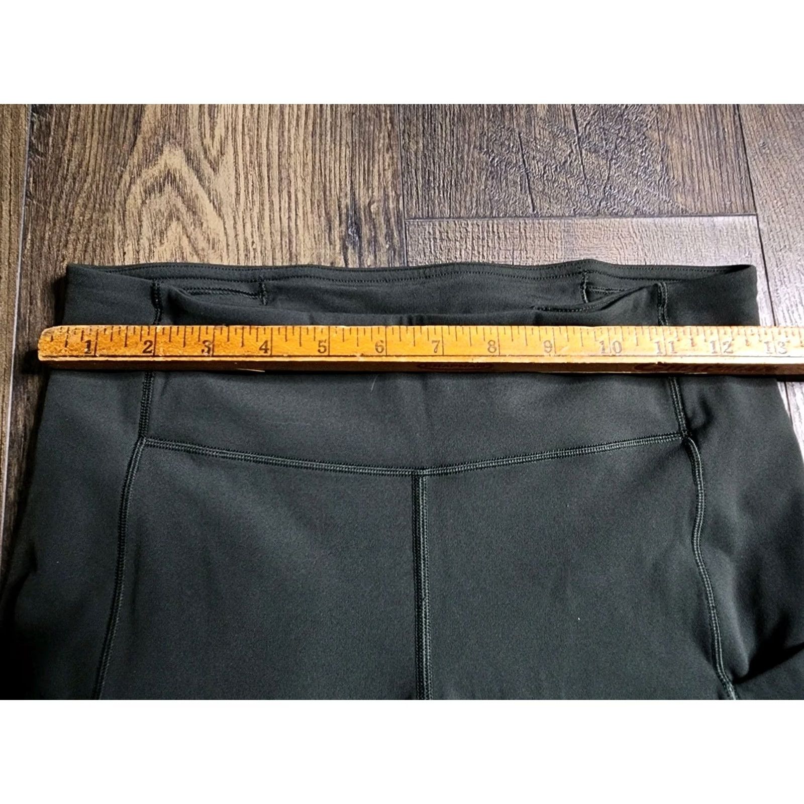 Lululemon Lululemon Leggings Cropped Pants With Pockets Size 6 Olive Green Speed Compression Womens Activewear Size 28" / US 6 / IT 42 - 4 Thumbnail