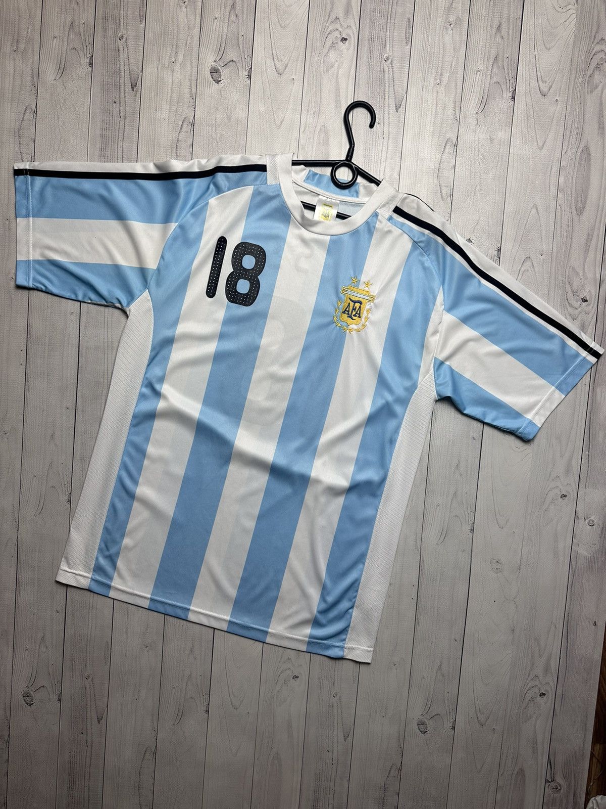 Vintage Vintage Argentina tee size L champions rare 18 Size US L / EU 52-54 / 3 - 2 Thumbnail