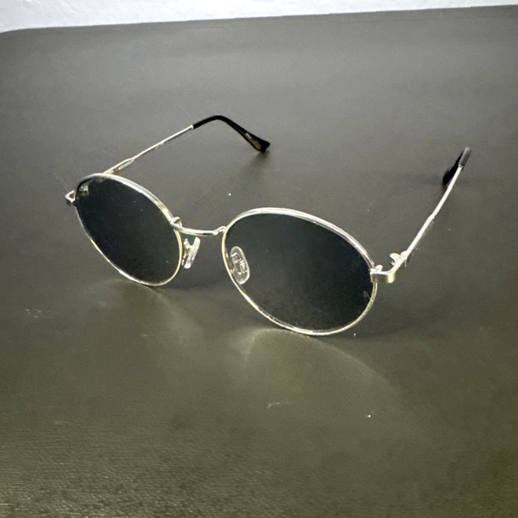 Vintage Simply Vera Vera Wang Women's Reyes Metal Round Sunglasses V34 Size ONE SIZE - 2 Thumbnail
