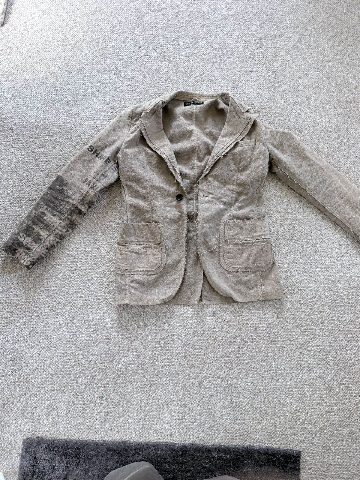Share Spirit Homme SHARE SPIRIT HOMME DISTRESSED BLAZER “BLACK IS BEAUTIFUL” Size 44R - 1 Thumbnail