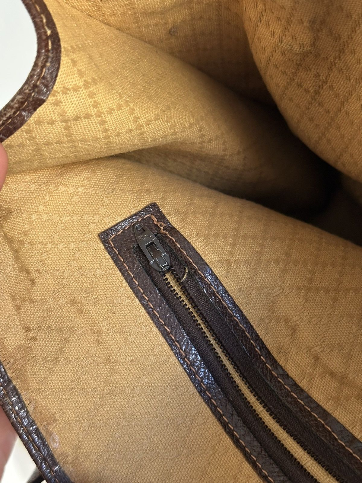 Gucci Gucci Vintage 70s-80s Rare Monogramme GG Archive Leather Bag Size ONE SIZE - 9 Thumbnail