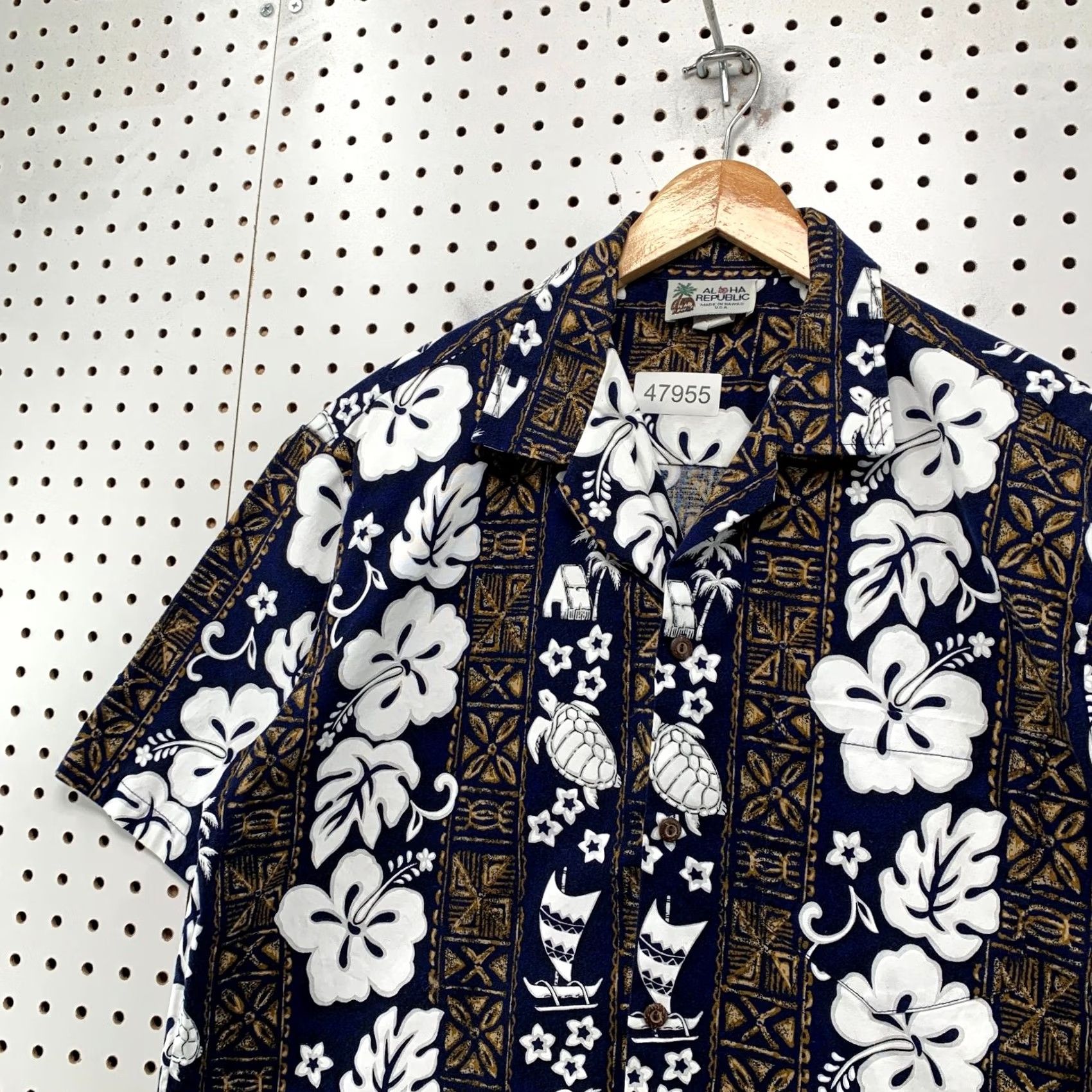 Vintage Aloha Republic Vintage Hawaiian Button Shirt Mens Large Floral Sea Turtle Shirt Size US L / EU 52-54 / 3 - 6 Thumbnail