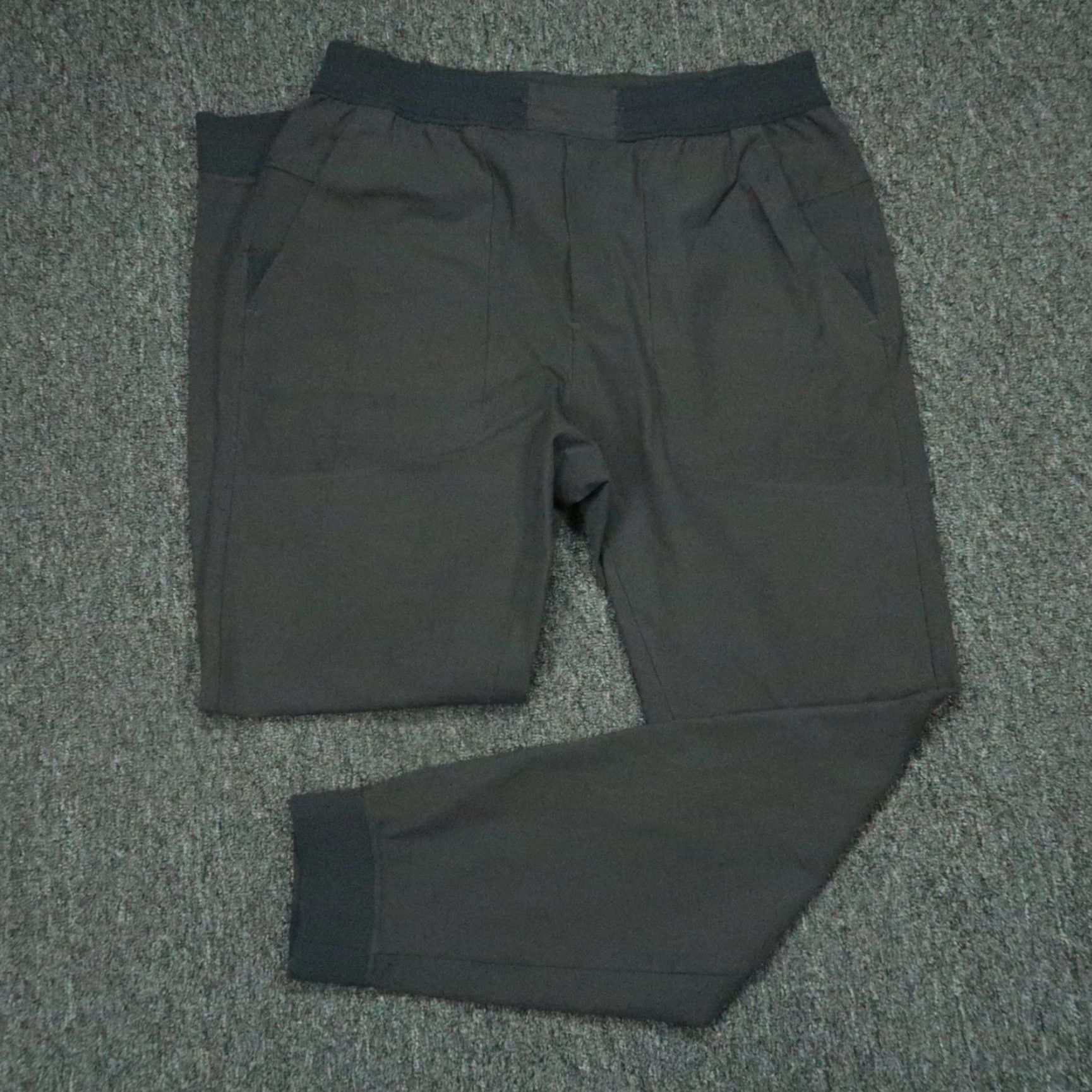 Lululemon Lululemon ABC Jogger Pants Mens Large Gray with Zip Pocket Training Warpstreme, Athletic, Activewear, Tapered, 31in Inseam Size US 33 - 2 Thumbnail