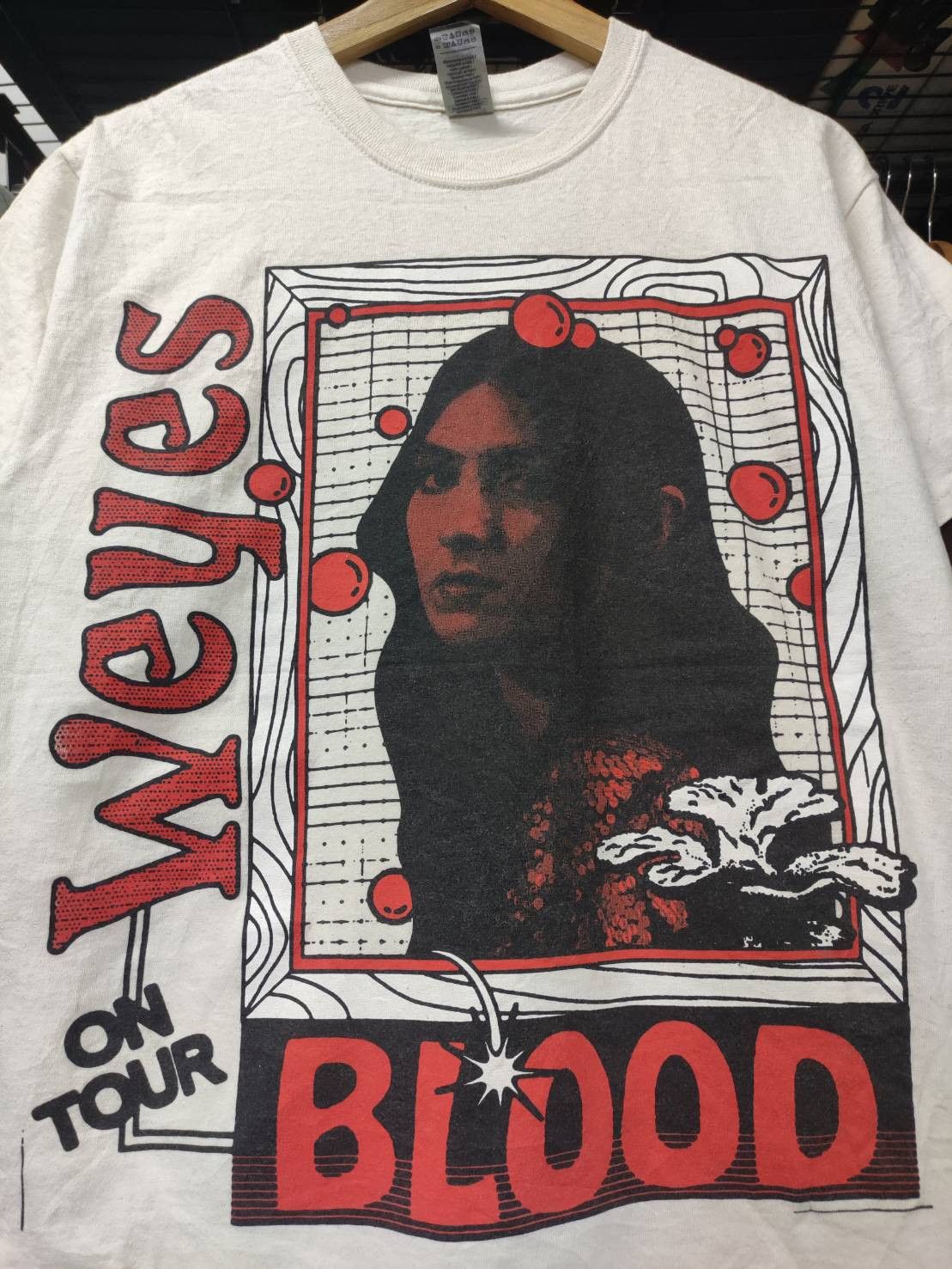 Band Tees Online Ceramics x Weyes Blood " A Lot Has Changed " Tour Size US M / EU 48-50 / 2 - 1 Thumbnail