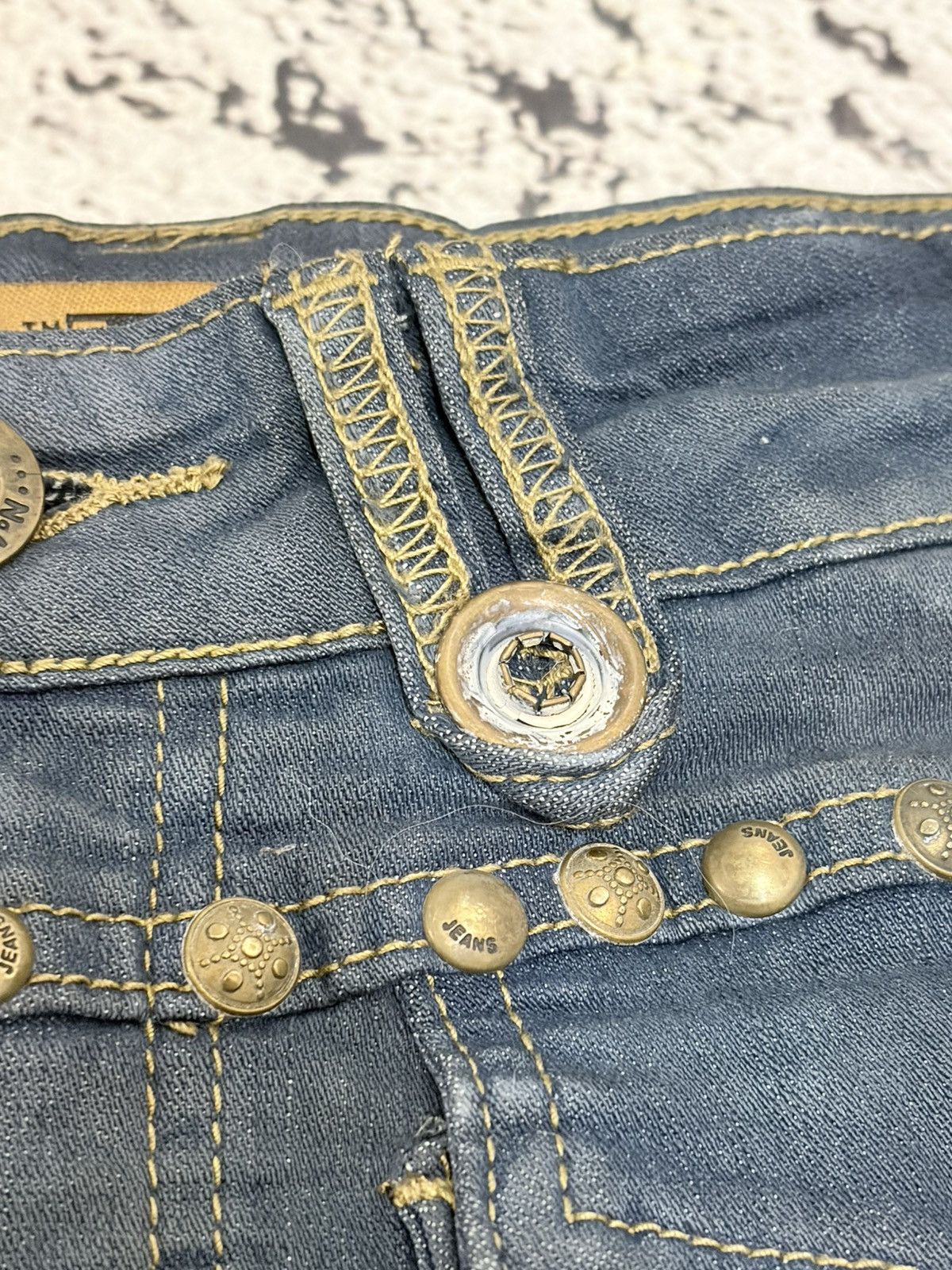 Japanese Brand Vintage Y2K Denim Cargo Mini Skirt Low Rise Distressed Size 25" / US 0 / IT 36 - 7 Thumbnail