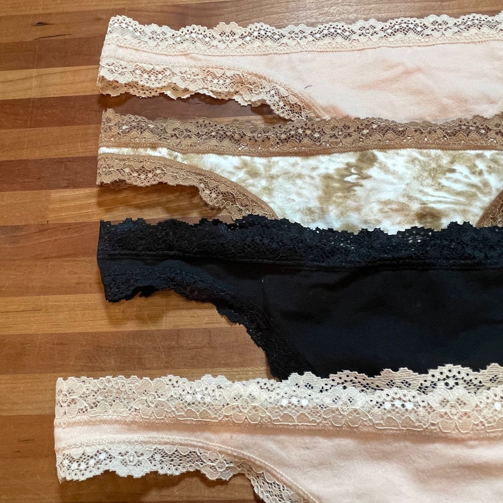 Other Jenni Women's Lace-Trim Thong set of 4 Size ONE SIZE - 2 Thumbnail