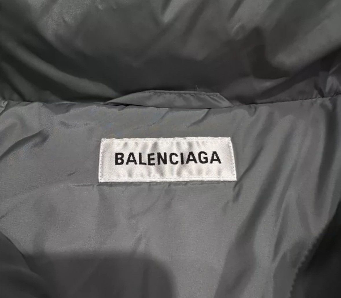 Balenciaga Balenciaga 3m Reflective Down Jacket2412-Nextarrow Size US S / EU 44-46 / 1 - 3 Thumbnail