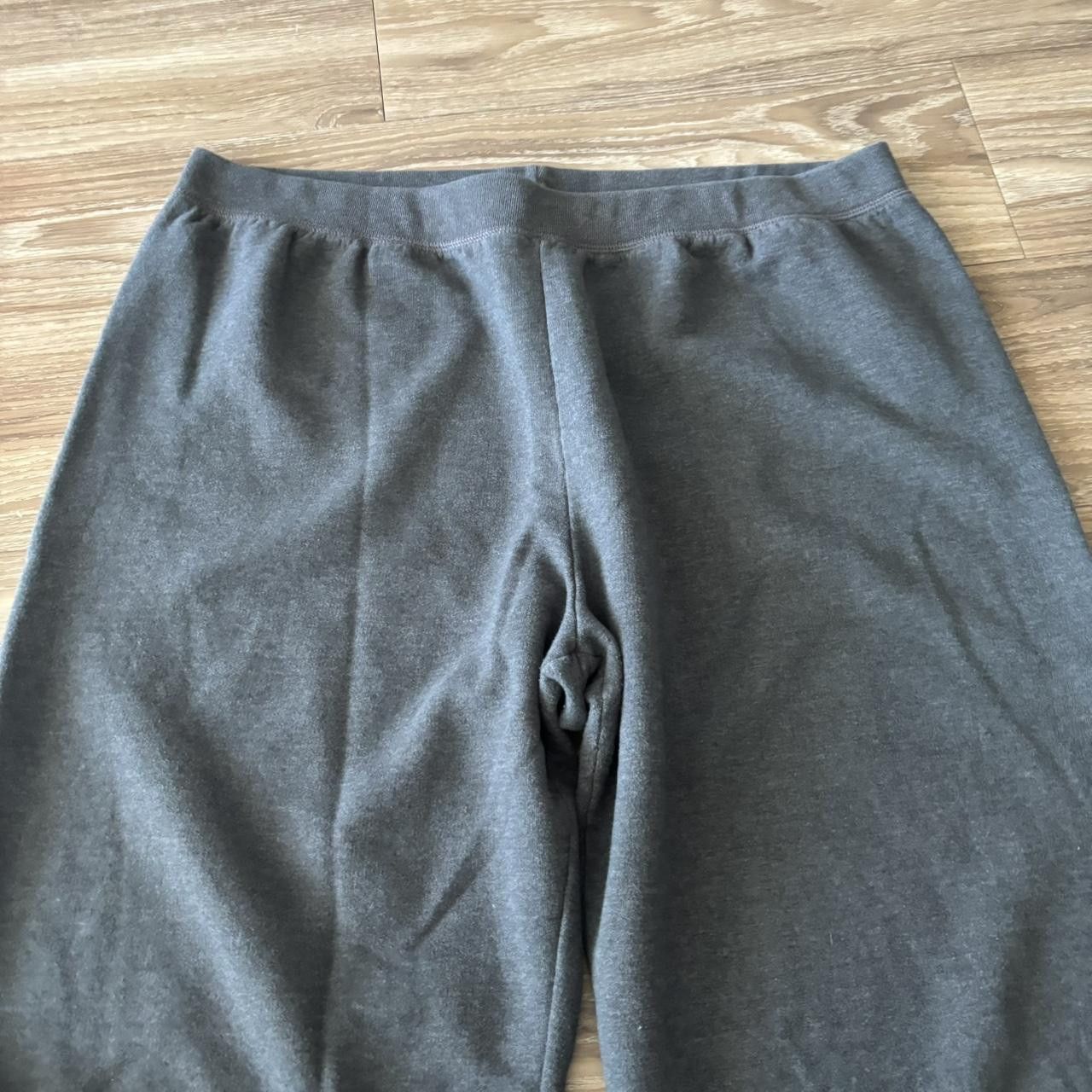 Vintage Crazy Vintage Y2K/2000s Baggy Grey Skater Style Essential Sweatpants! Size US 38 / EU 54 - 4 Thumbnail