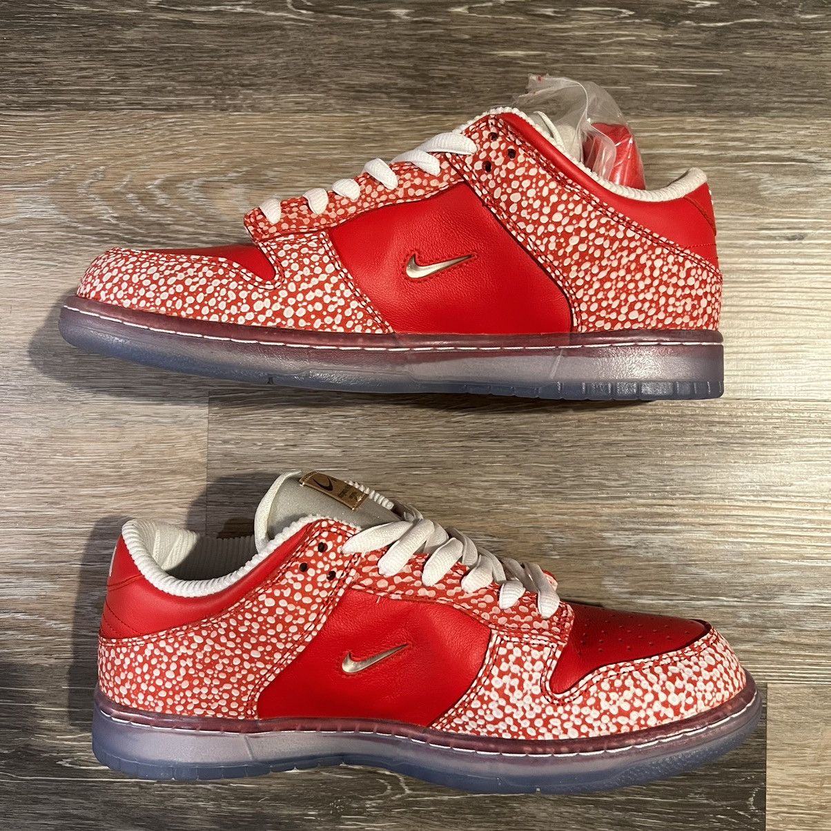 Nike × Stingwater Nike Sb Dunk Low Stingwater Magic Mushroom Size US 10.5 / EU 43-44 - 12 Thumbnail