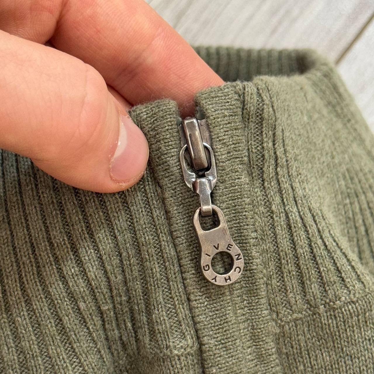 Givenchy × Vintage Vintage Givenchy Full Zip Sweater Size US L / EU 52-54 / 3 - 3 Thumbnail
