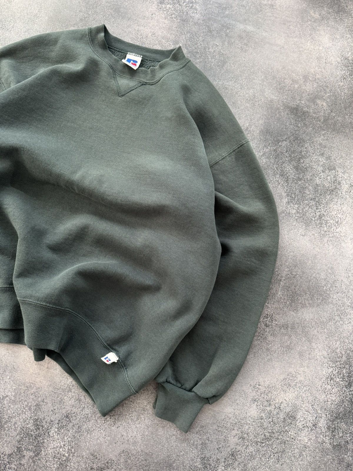 Russell Athletic 90'S USA MADE RUSSEL ATHLETIC SWEATSHIRT Size US L / EU 52-54 / 3 - 3 Thumbnail