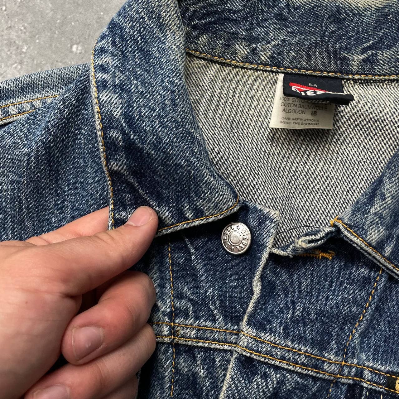 Diesel Vintage 90s Diesel Denim Trucker Jacket Women’s Blue Size M Size M / US 6-8 / IT 42-44 - 7 Thumbnail