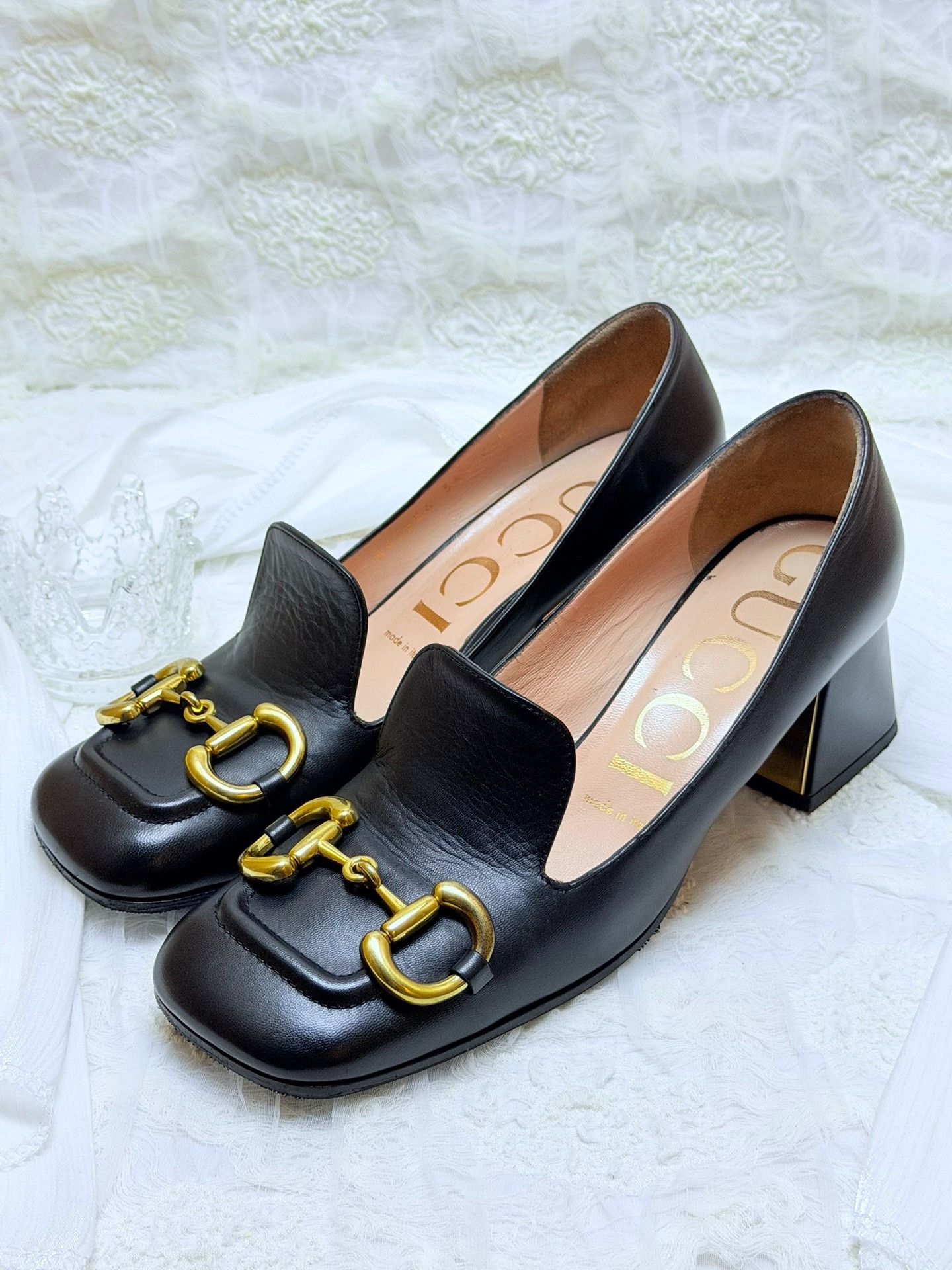 Gucci Gucci Gold Lowtop Sneakers us_6-5 Women Size US 6.5 / IT 36.5 - 1 Thumbnail