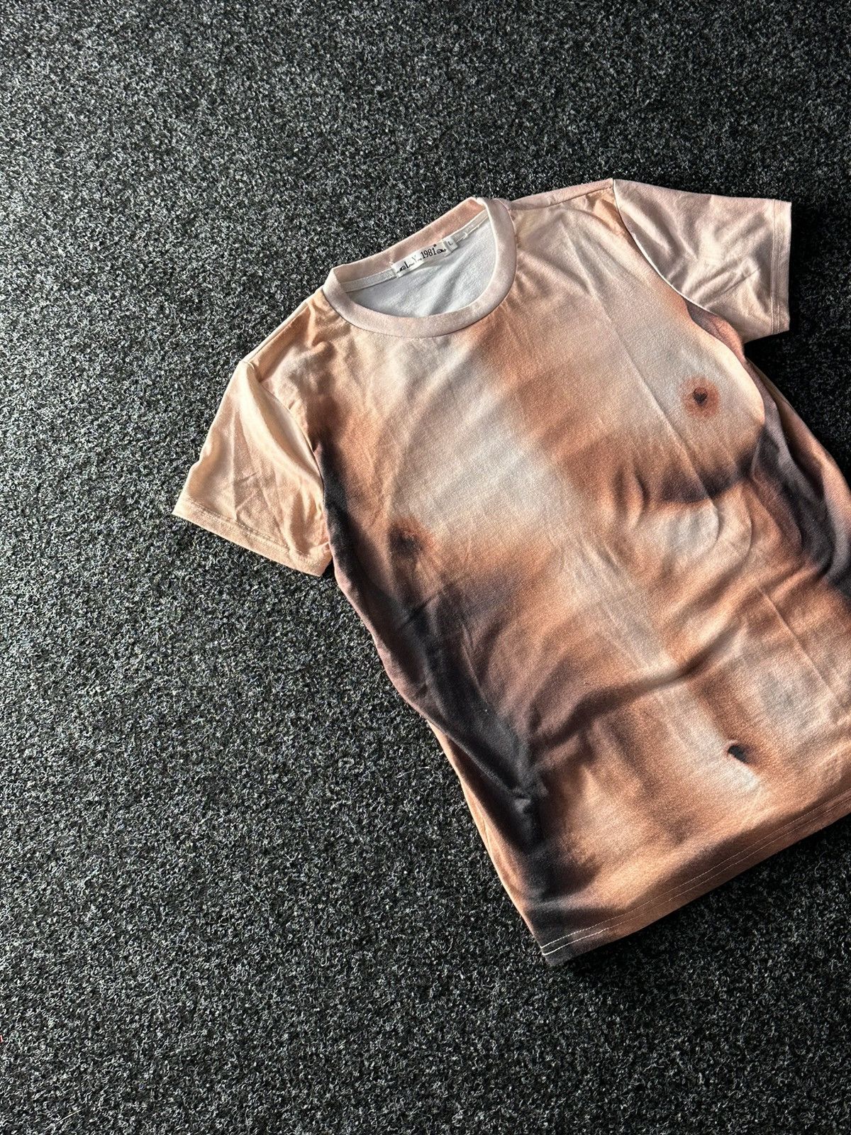 Hot Model Sex OVERPRINT 18+ TITS BOOBS T-shirt XXX porn Size US S / EU 44-46 / 1 - 3 Thumbnail