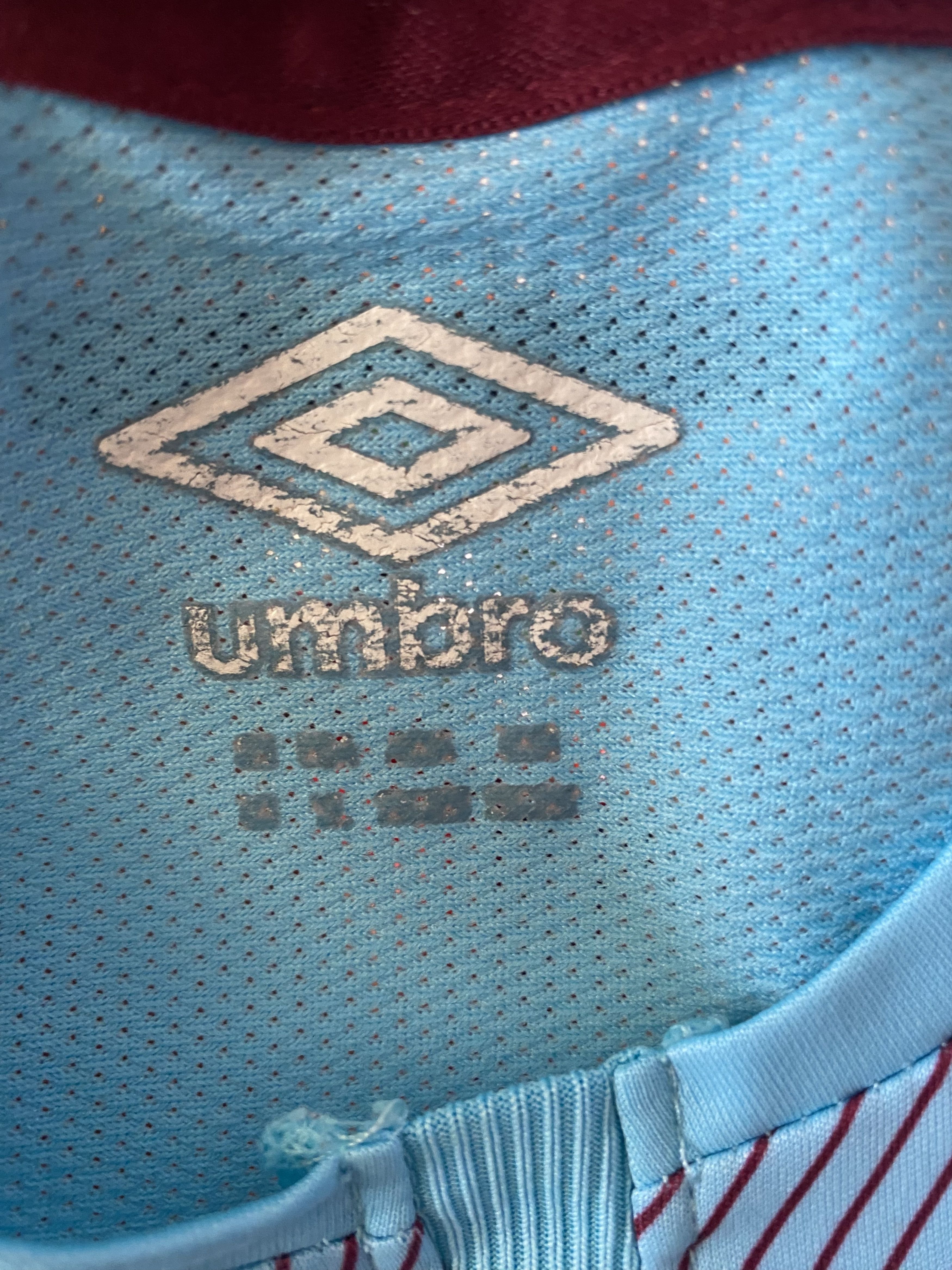 Umbro WEST HAM UNITED F.C. 2015 - 2016 - Umbro - kids - UNIQUE Size US XS / EU 42 / 0 - 3 Thumbnail