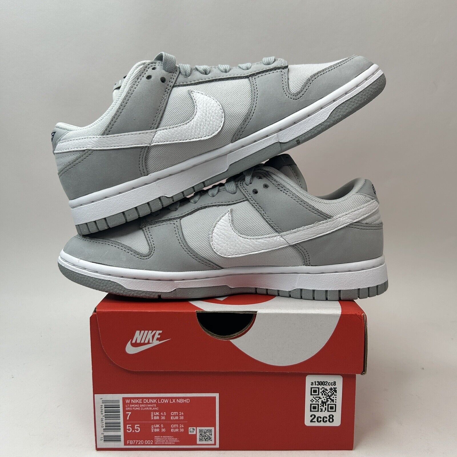 Nike Nike Dunk Low LX WMNS “Light Smoke Grey” 2023 Size US 7 / IT 37 - 3 Thumbnail