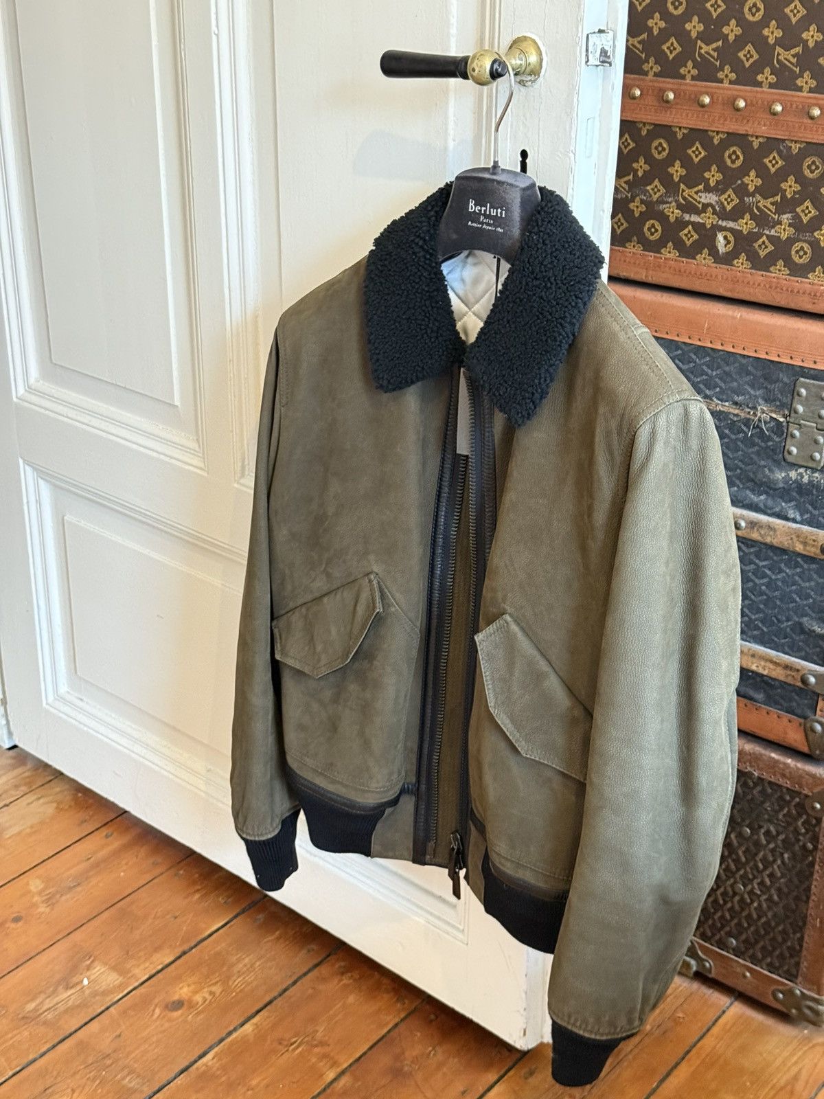 Berluti Berluti FW17 Capsule Khaki Leather Shearling Bomber Jacket S Size US S / EU 44-46 / 1 - 4 Thumbnail