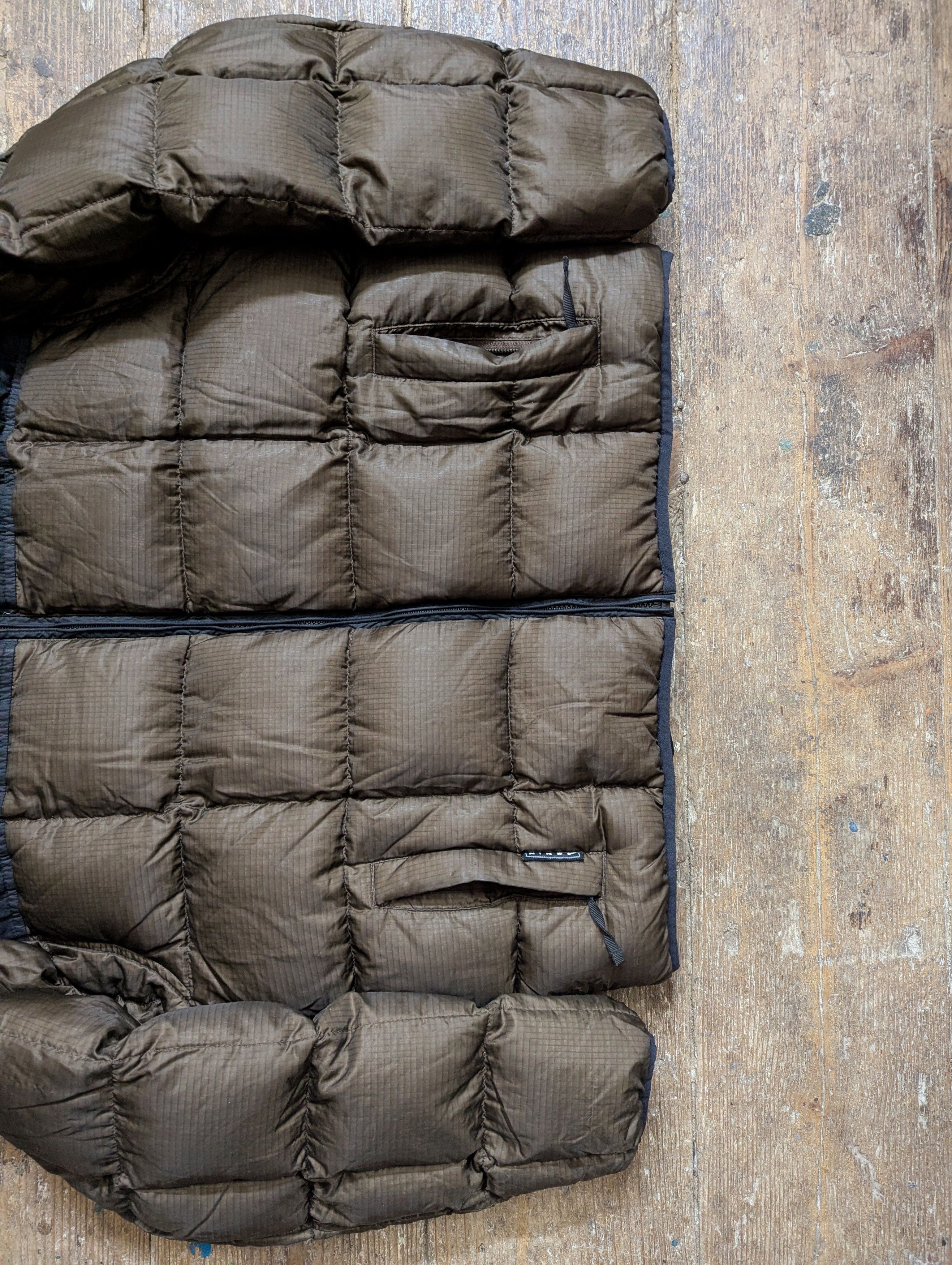 Nike 00s Nike Swoosh Brown Down Puffer Jacket Size US M / EU 48-50 / 2 - 2 Thumbnail