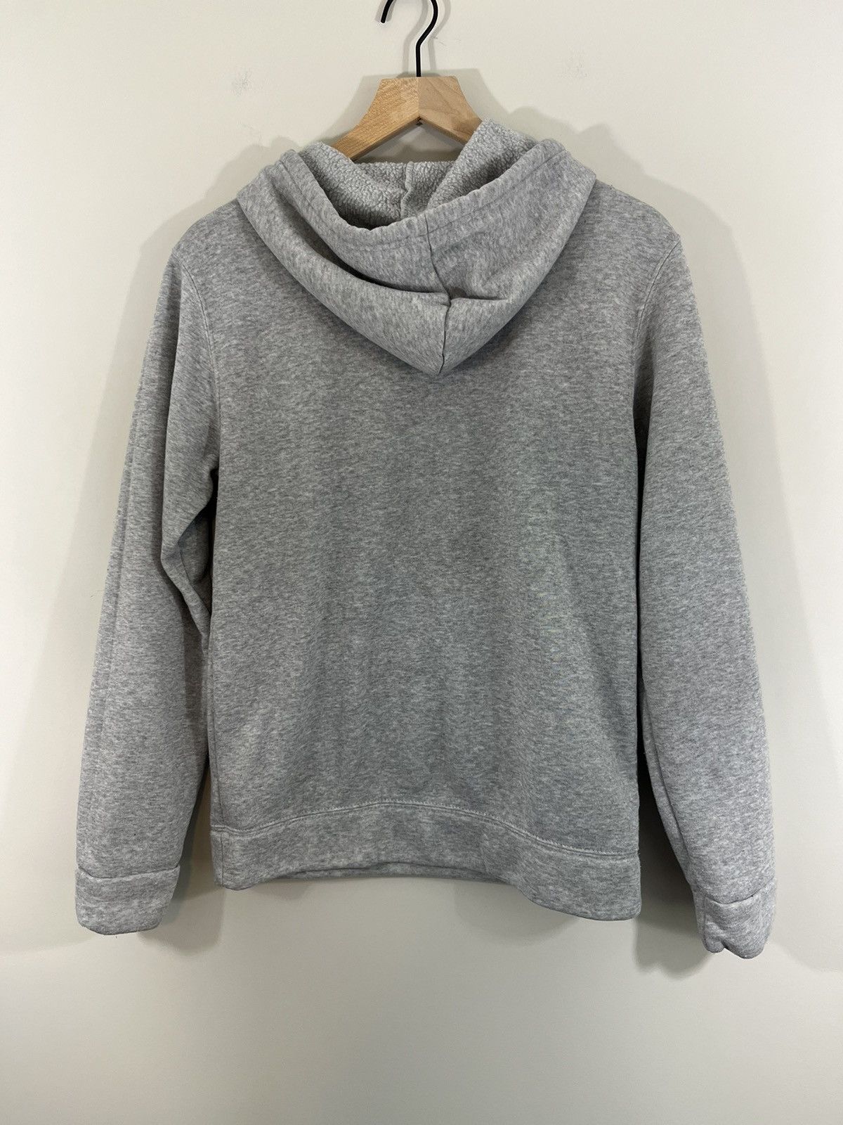 Vintage VOGUE Distressed Gray Hoodie Size US L / EU 52-54 / 3 - 7 Thumbnail