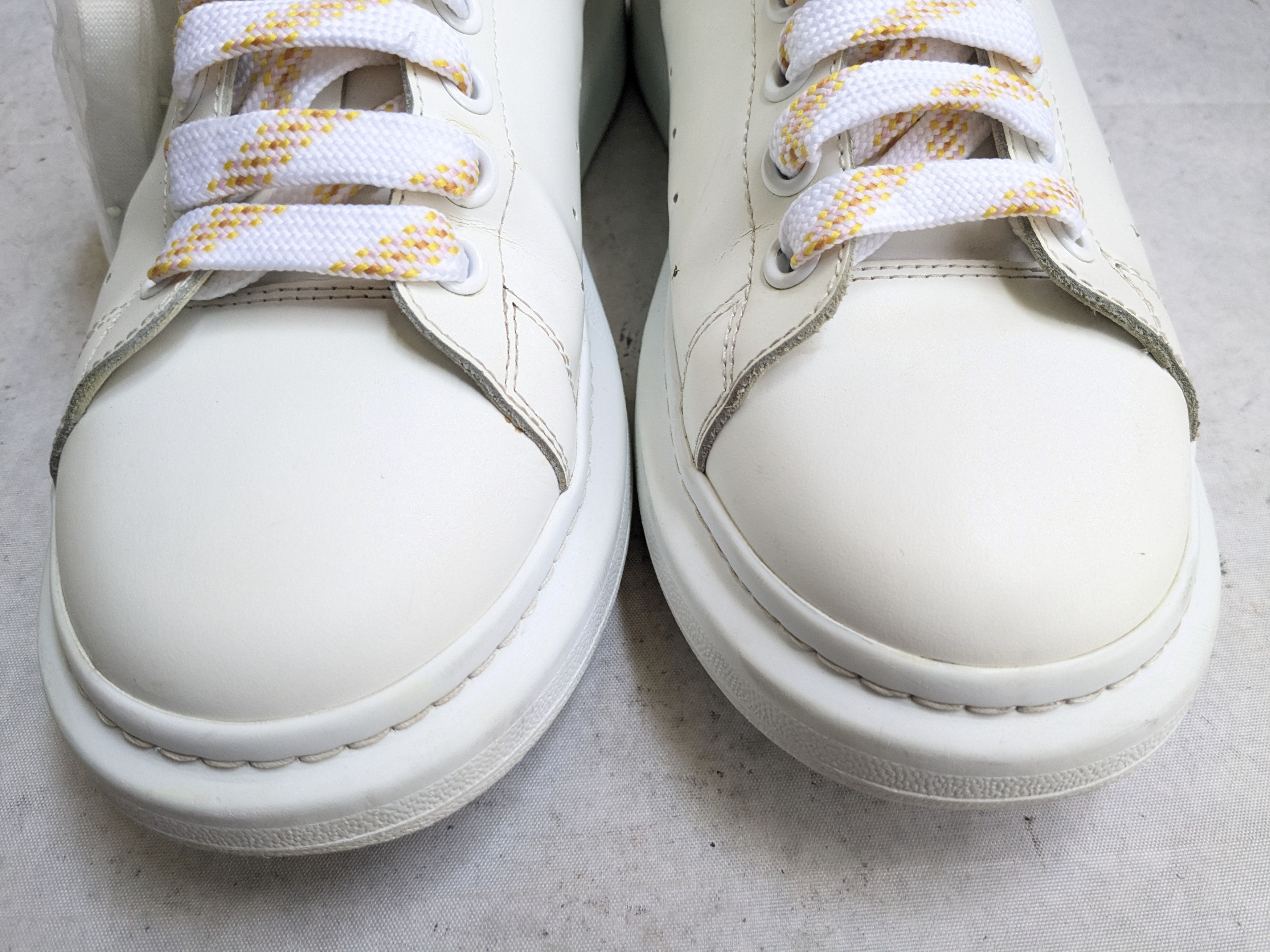 Alexander McQueen Alexander McQueen Larry Oversized Sneakers 9 42 White Yellow Size US 9 / EU 42 - 5 Thumbnail