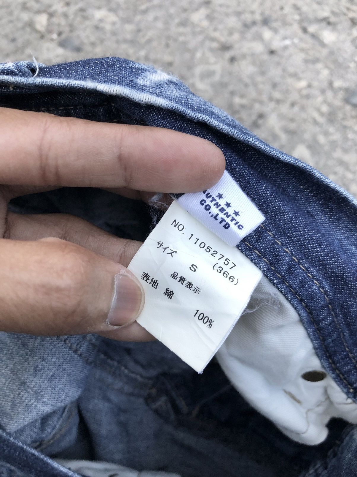 Japanese Brand SPLATTER PAINT BUCKLE BACK JEANS BY CUBE SUGAR Size US 32 / EU 48 - 7 Thumbnail