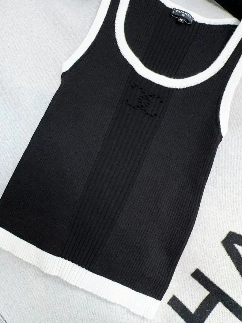 Chanel Chanel 25C hollow logo black knitted vest Size XS / US 0-2 / IT 36-38 - 3 Thumbnail