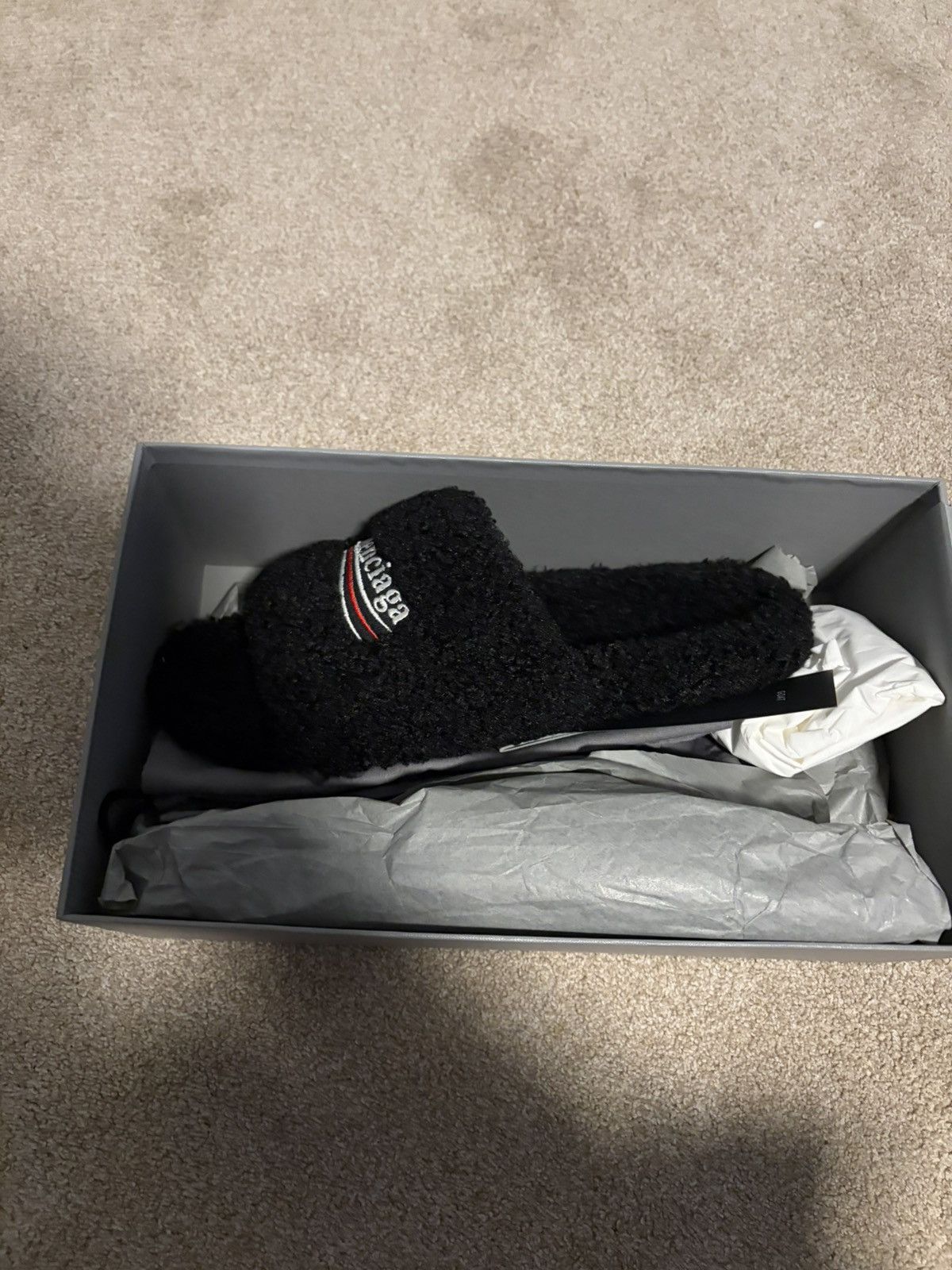 Balenciaga Balenciag furry slides Size US 13 / EU 46 - 2 Thumbnail