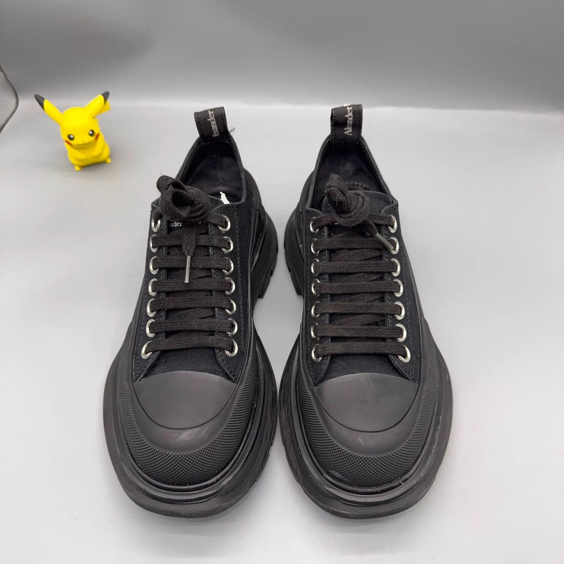 Alexander McQueen Alexander McQueen Tread Slick Printed Black Shoes Size US 5.5 / IT 35.5 - 2 Thumbnail