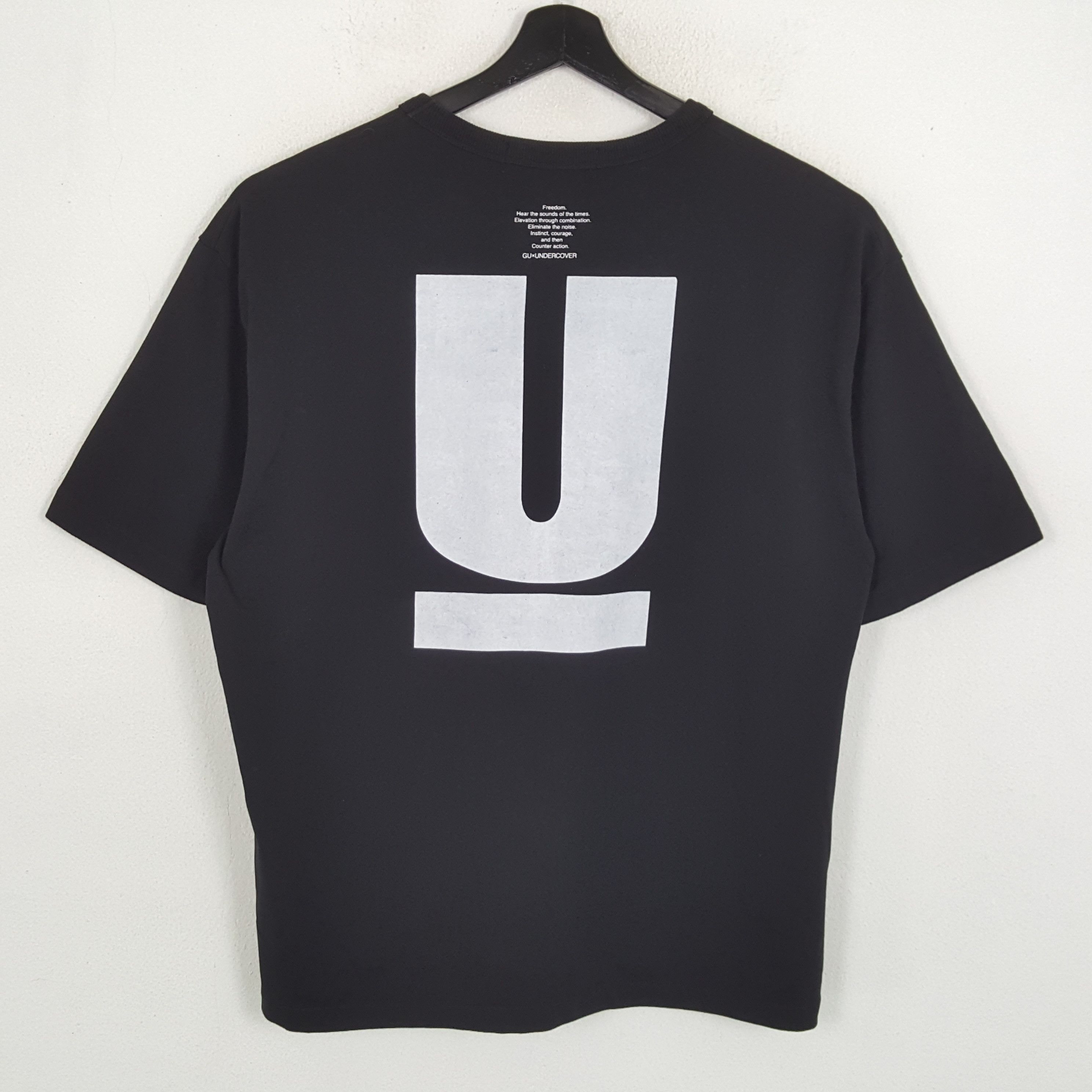 GU × Undercover × Vintage GU x UNDERCOVER Japanese Brand Custom Logo Style Tshirt Size US XL / EU 56 / 4 - 1 Thumbnail