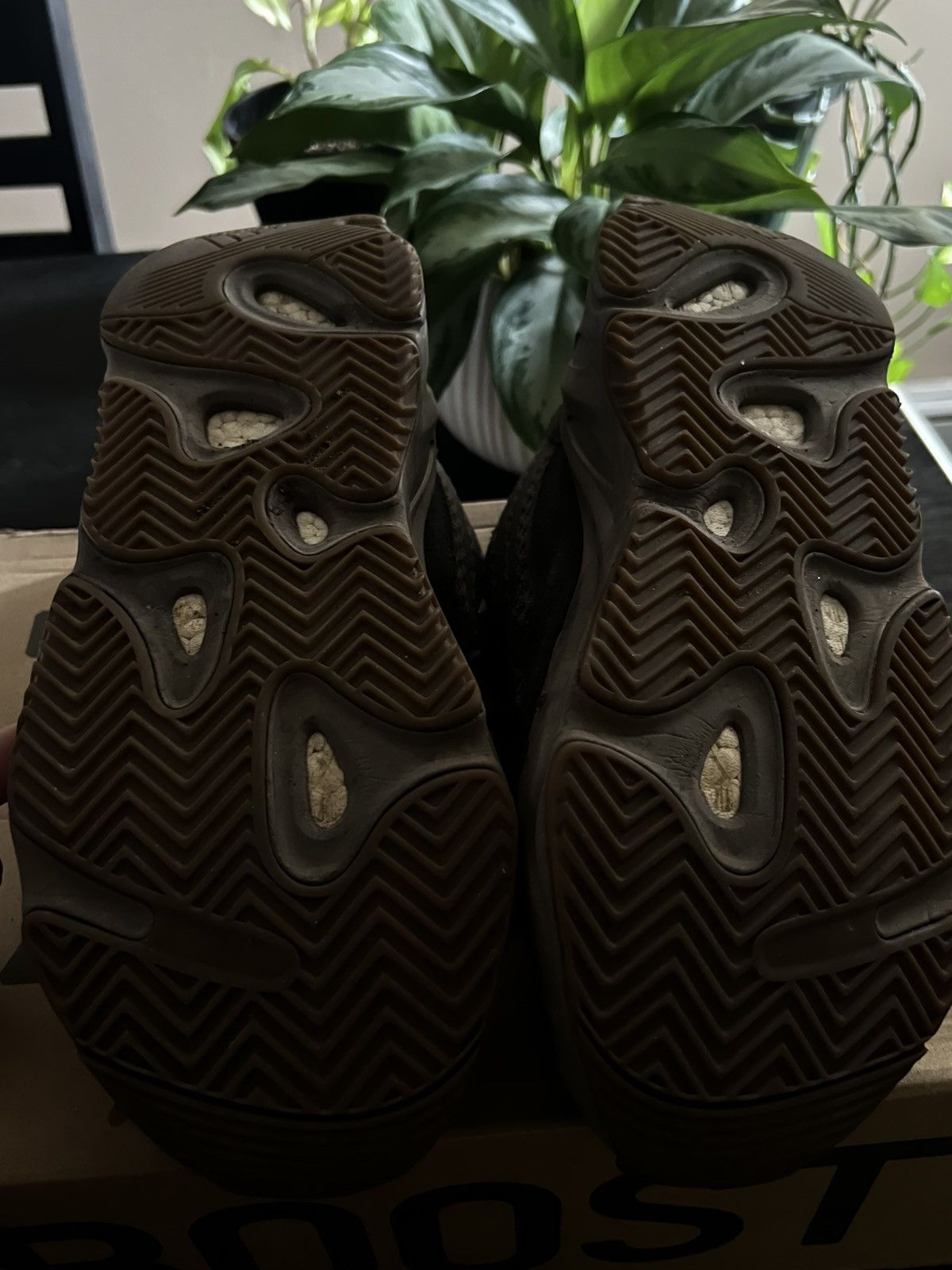 Yeezy Yeezy Boost 700 V2 Size US 10.5 / EU 43-44 - 6 Thumbnail