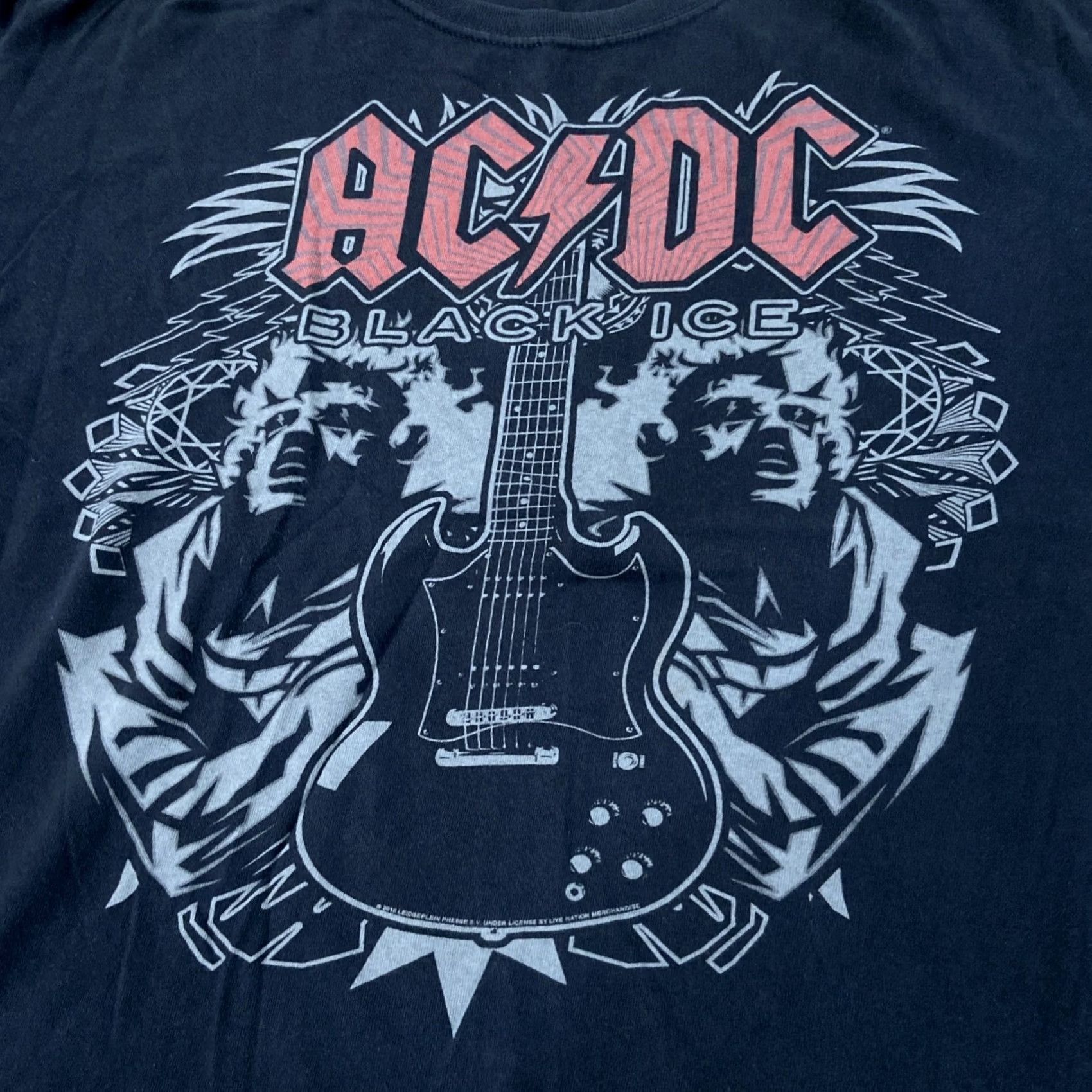 Vintage VINTAGE ACDC Black Ice Tour Rock Band Tee T Shirt XL Black Mens Band Music Rock 80s 90s 2000s Size US XL / EU 56 / 4 - 2 Thumbnail