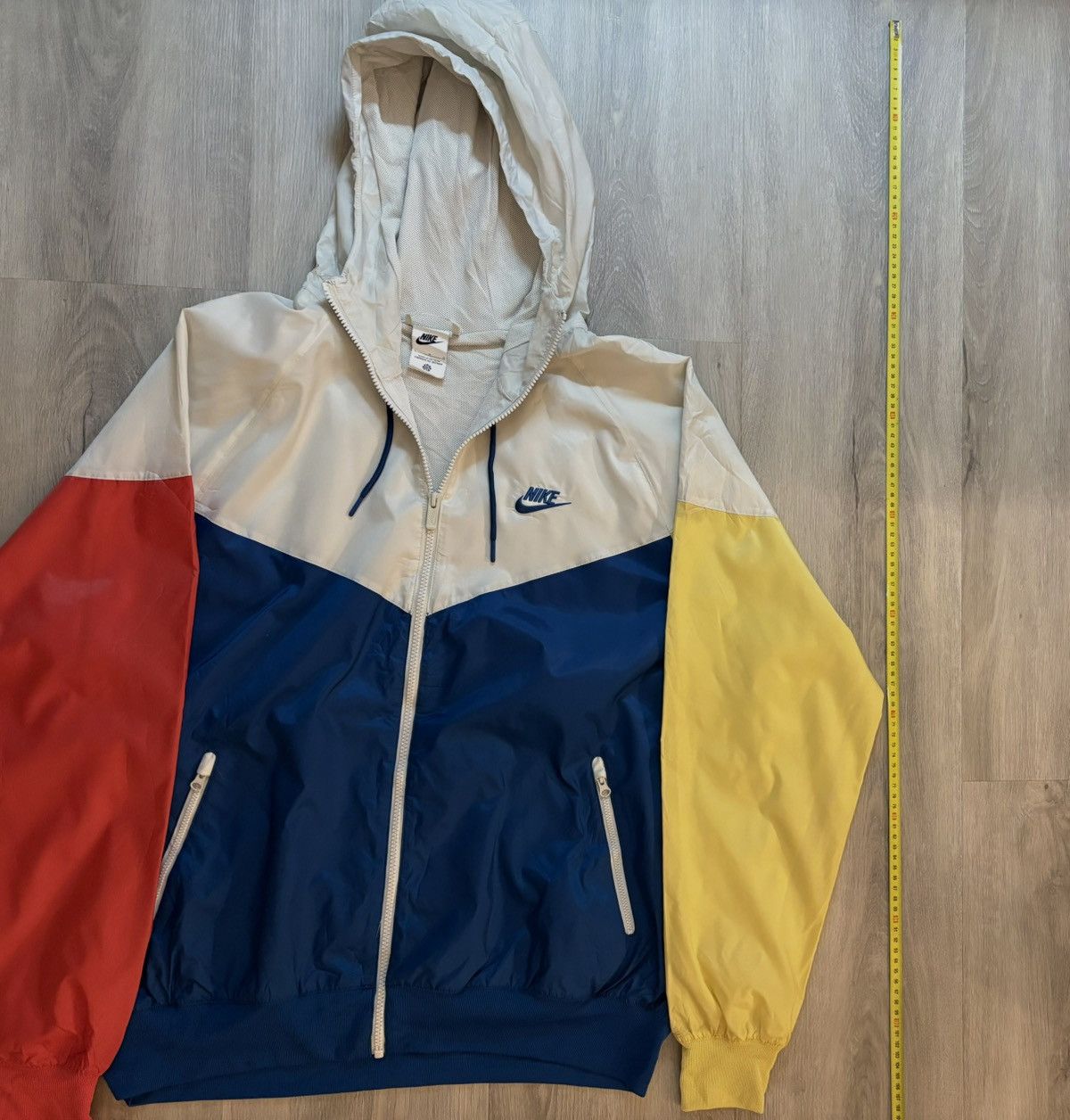 Nike Nike Windbreaker Jacket - Size L Size US L / EU 52-54 / 3 - 5 Thumbnail