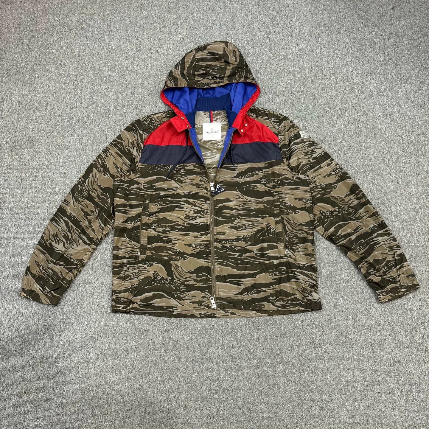 Moncler Moncler Camo Colorblock LS Jacket 6 99 New Size US XL / EU 56 / 4 - 1 Thumbnail