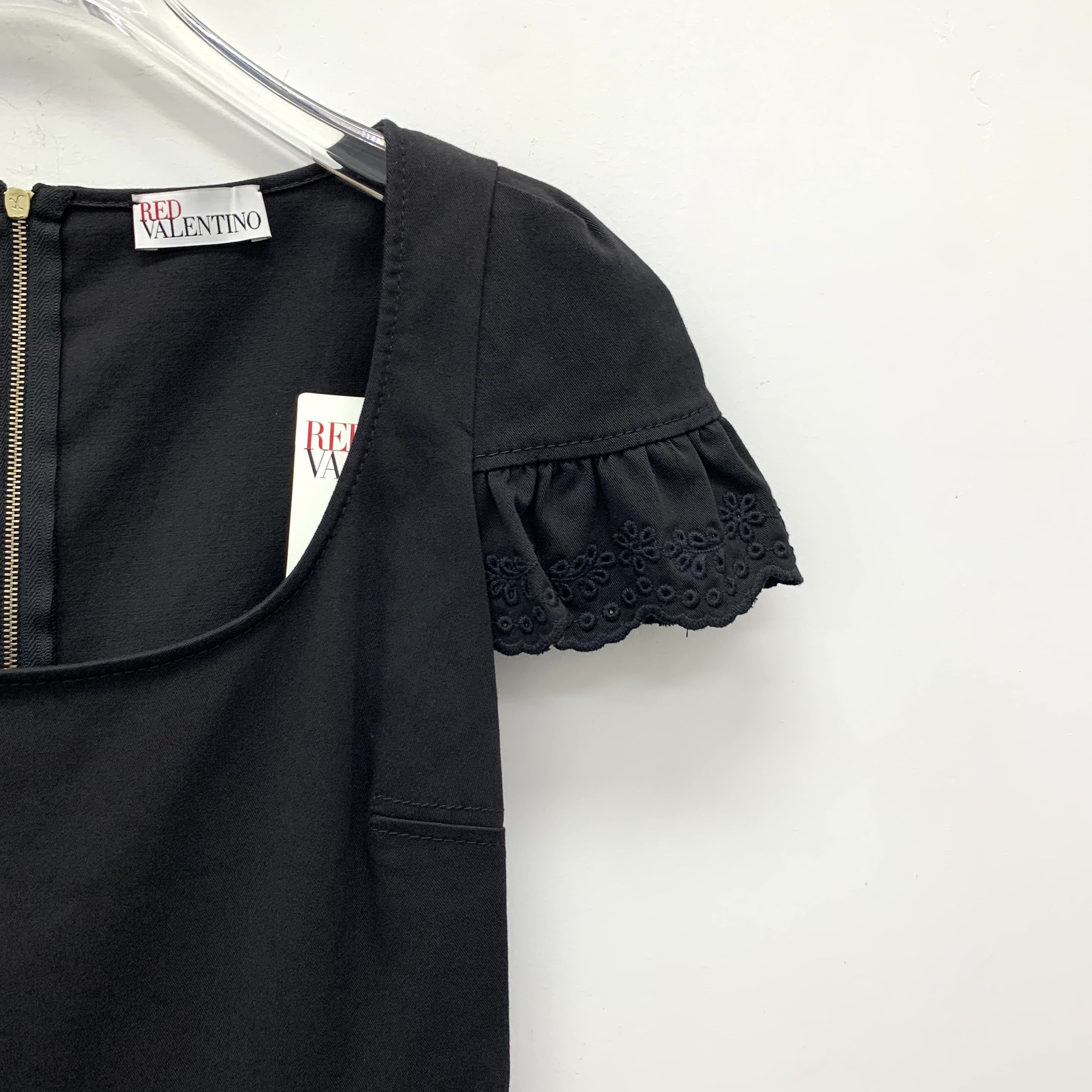 RED Valentino Red Valentino Black Lace-Trimmed Cotton Zip Dress (M) Size M / US 6-8 / IT 42-44 - 7 Thumbnail