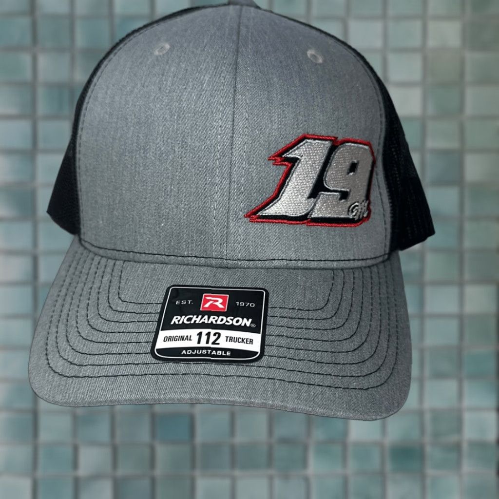 Vintage **RACING ADJUSTABLE ORIGINAL RICHARDSON 112 TRUCKER HAT GRAY BLACK** User: **ORIGINAL RICHARDSON 112 RACING ADJUSTABLE TRUCKER HAT GRAY BLACK** Size ONE SIZE - 1 Thumbnail