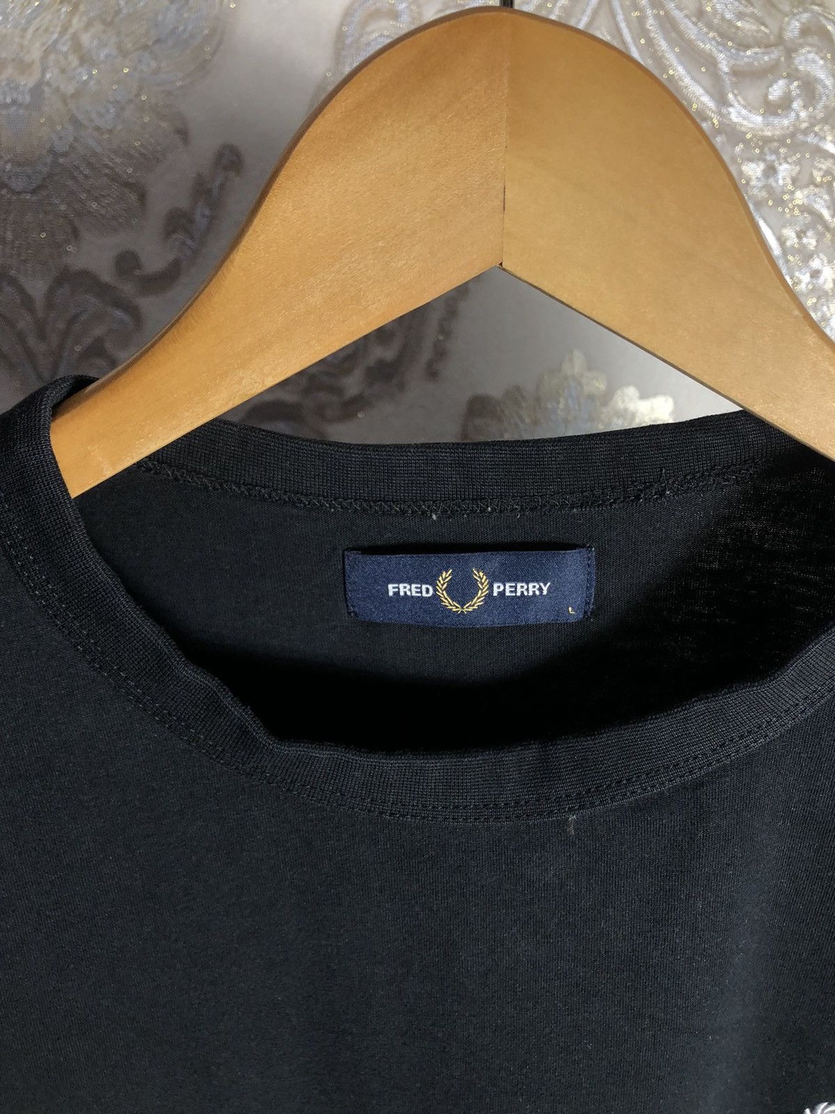 Fred Perry × Vintage VERY RARE FRED PERRY MONOGRAM LAMPAS CLASSIC DESIGNER TEE Size US L / EU 52-54 / 3 - 3 Thumbnail