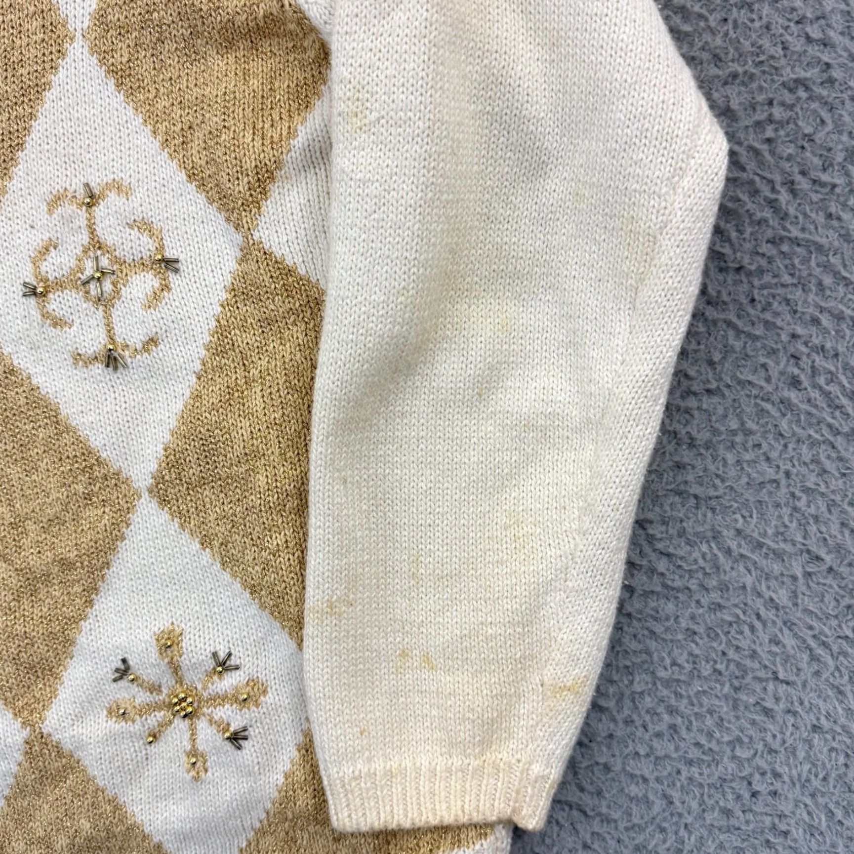 Vintage VINTAGE Dressbarn Sweater Womens Medium Ivory Argyle Pullover Asymmetrical Sleeve Jewel Beaded Logo 90s Christmas Classic Holiday Retro Size M / US 6-8 / IT 42-44 - 5 Thumbnail
