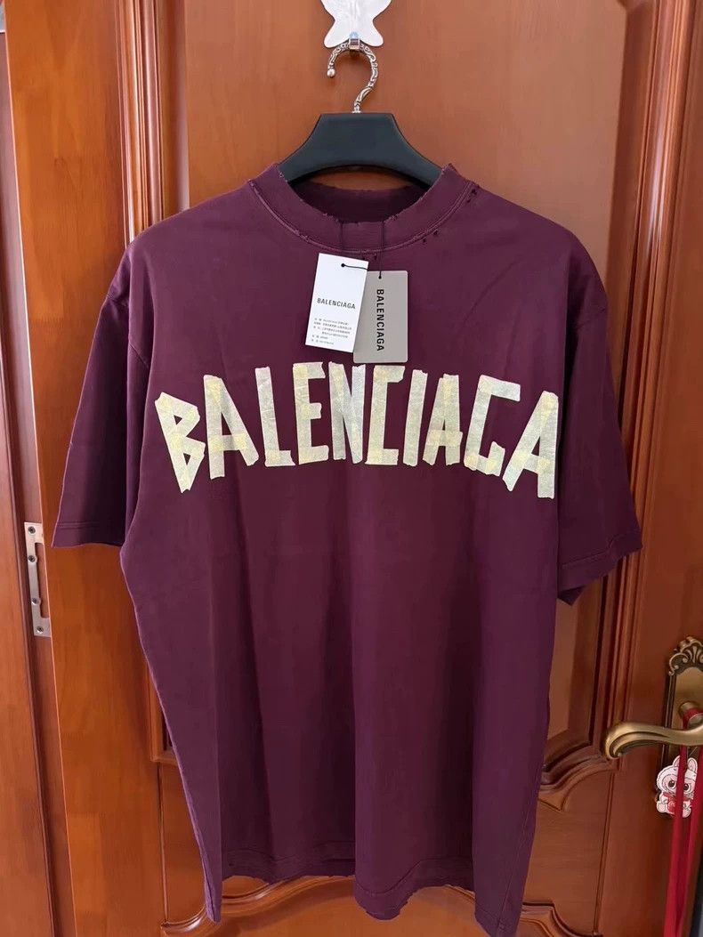 Balenciaga Balenciaga Wine red tape short sleeve Size US S / EU 44-46 / 1 - 1 Thumbnail