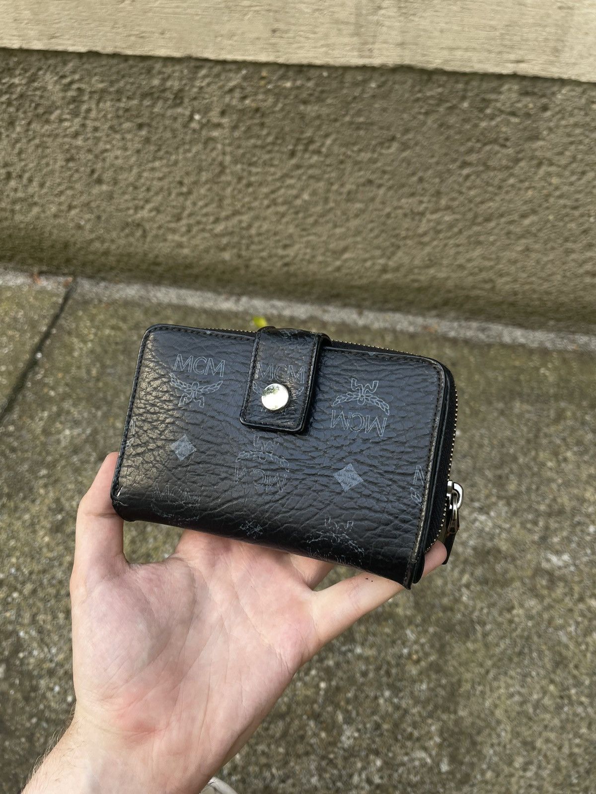 Designer × MCM × Vintage Vintage monogram mcm wallet Size ONE SIZE - 1 Thumbnail