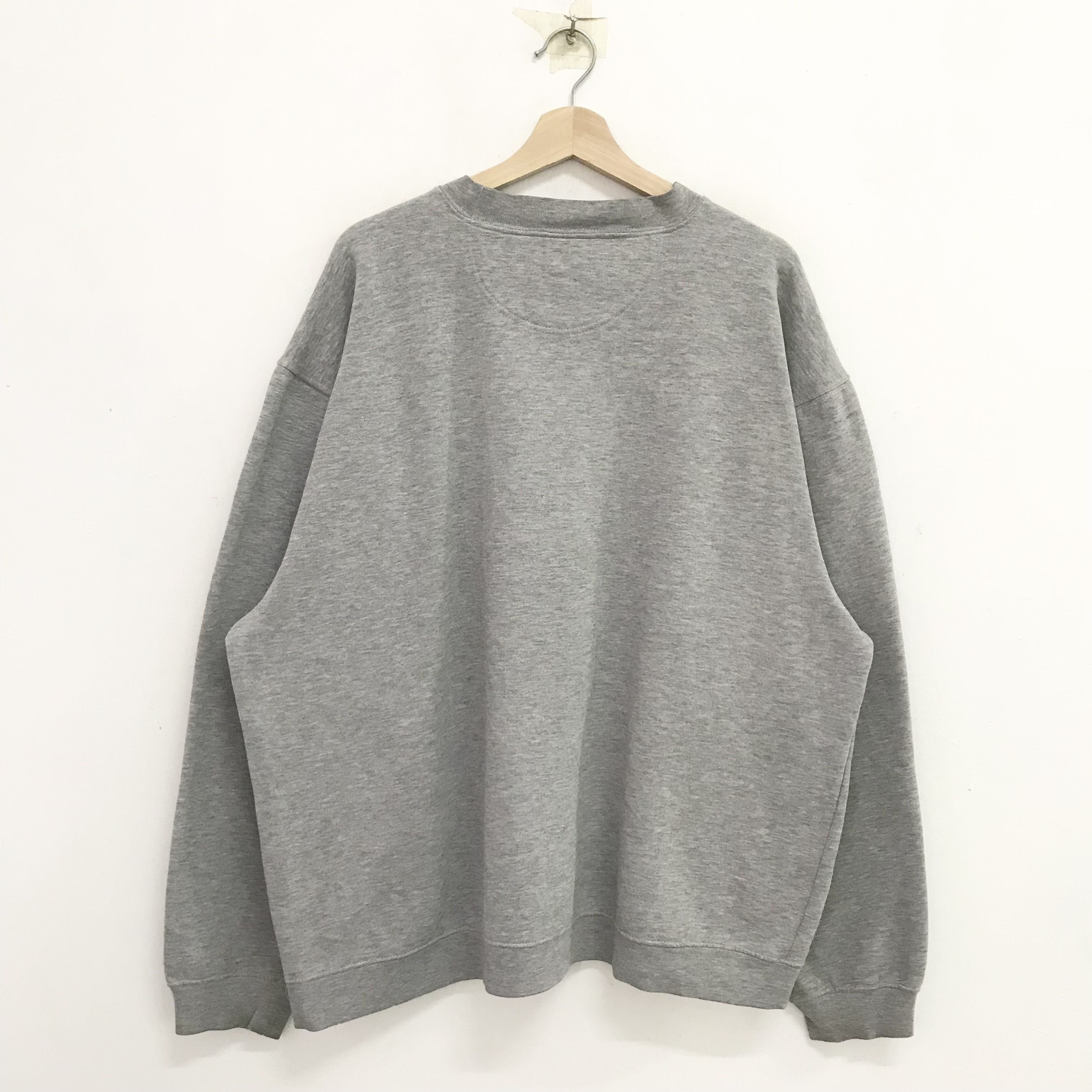 Champion Vintage Tampa Bay Buccaneers Grey Sweatshirt - 472 Size US XL / EU 56 / 4 - 2 Thumbnail