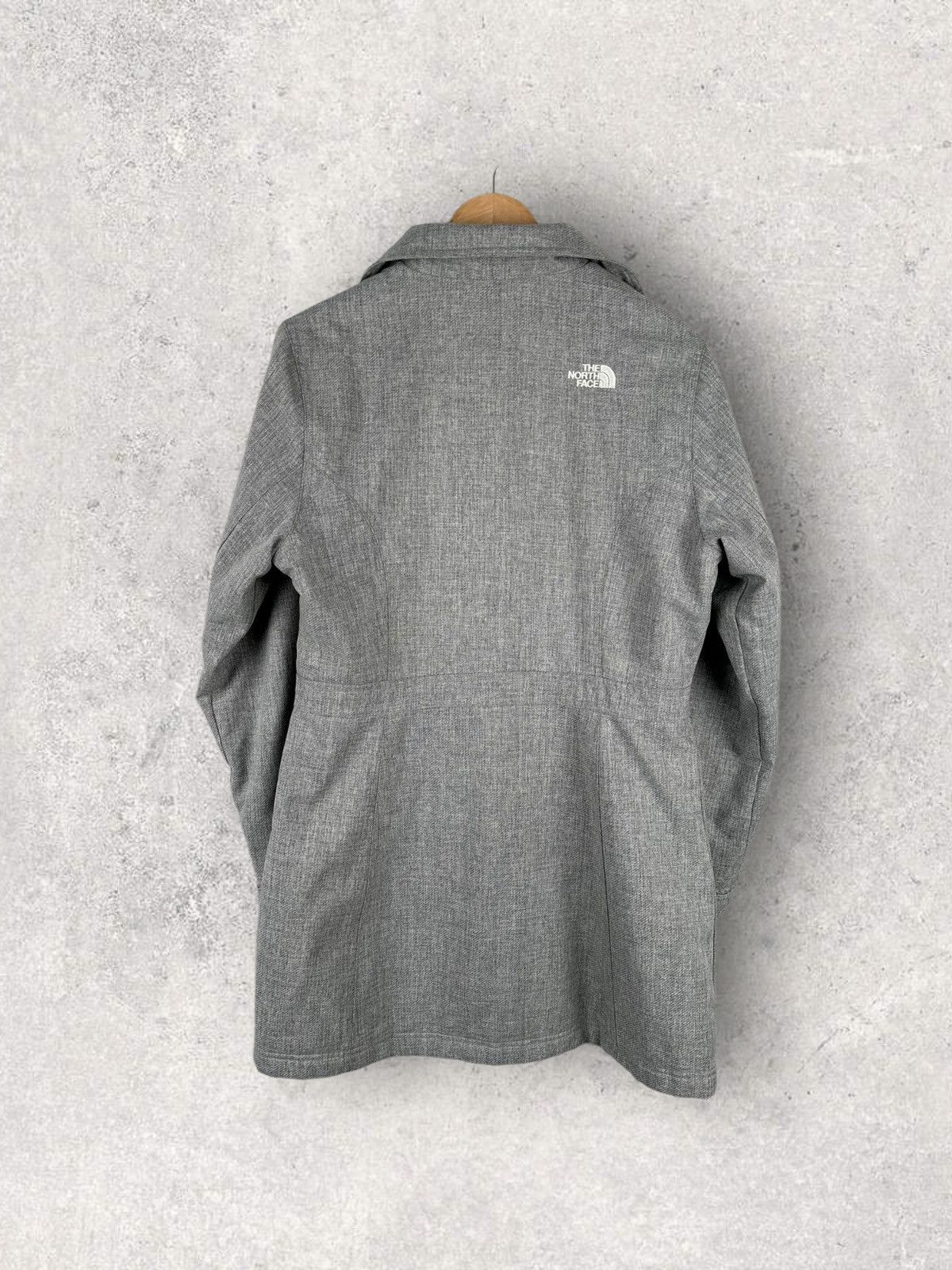 The North Face The North Face Coat Outdoor Womens Size M / US 6-8 / IT 42-44 - 2 Thumbnail