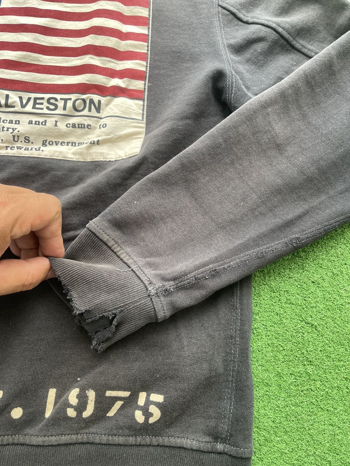 Avirex 🔥HOT🔥VINTAGE AVIREX U.S NAVY PATCHES ZIPPER UP VERY RARE Size US M / EU 48-50 / 2 - 14 Thumbnail